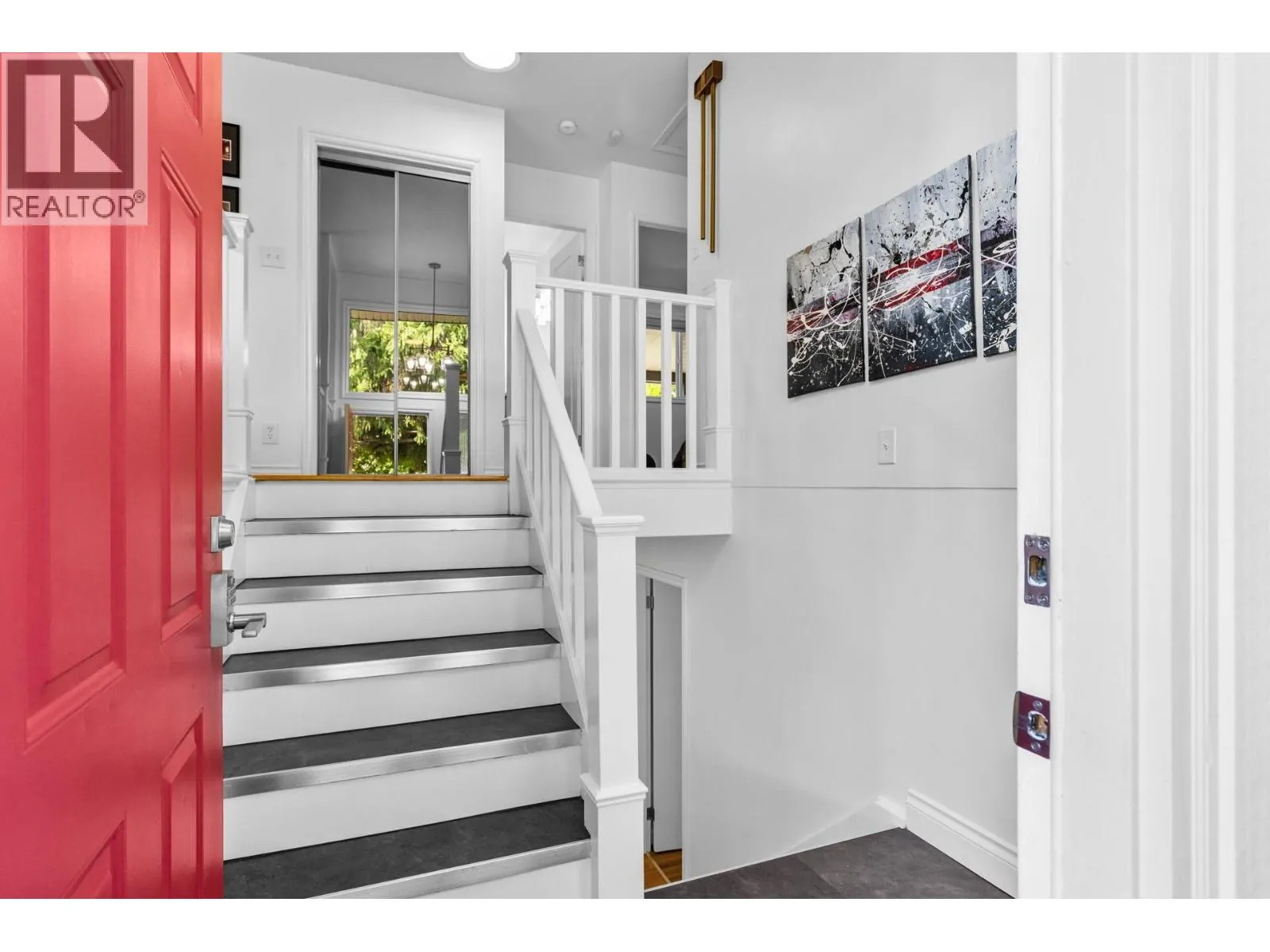 1112 Pinecrest Lane