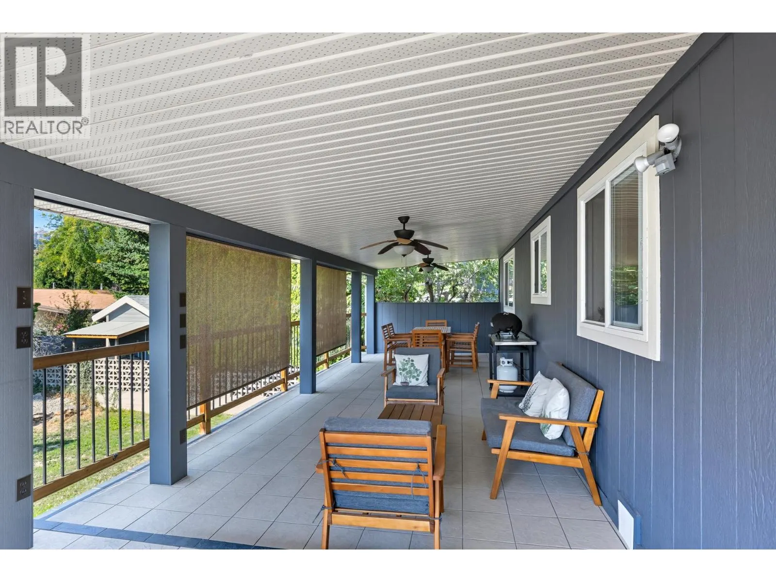 1112 Pinecrest Lane