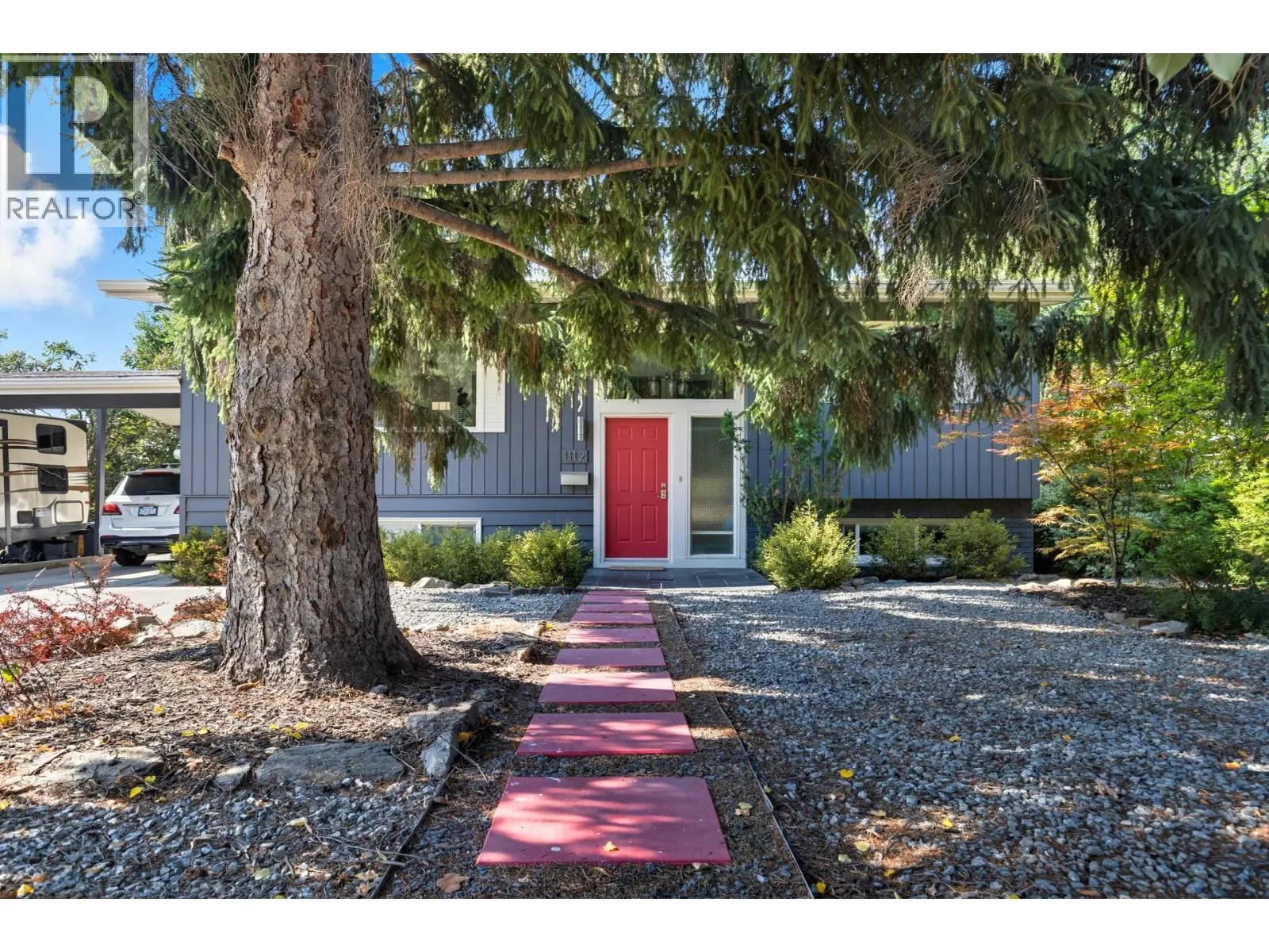 1112 Pinecrest Lane