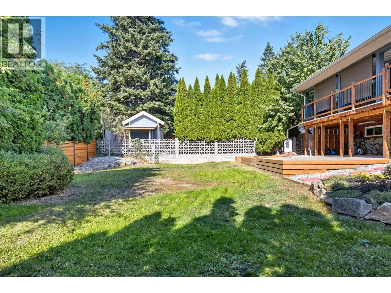 1112 Pinecrest Lane