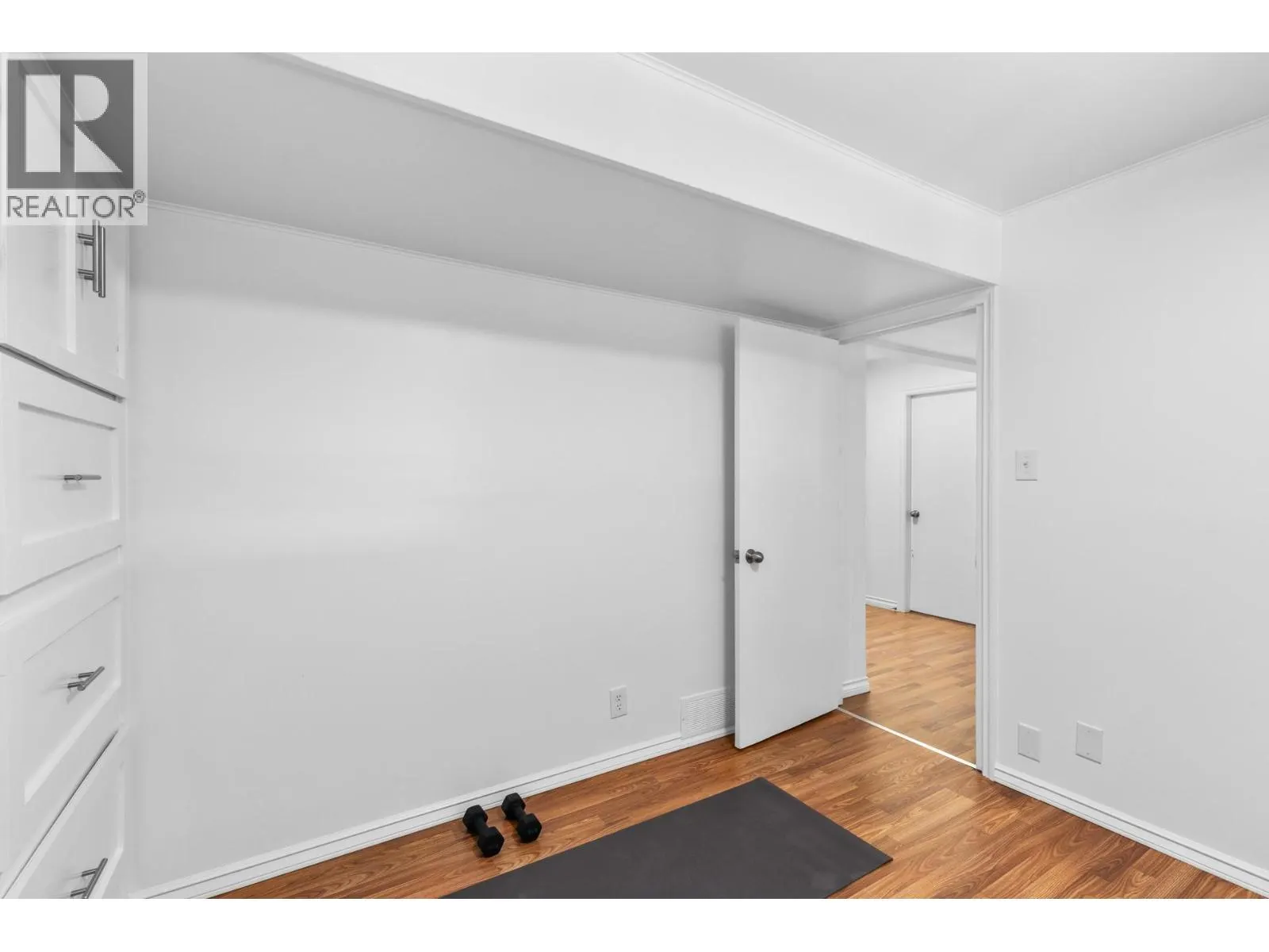 1112 Pinecrest Lane