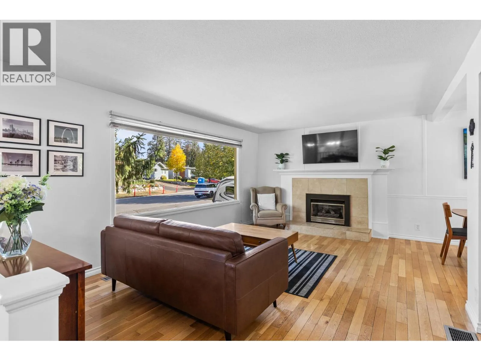1112 Pinecrest Lane