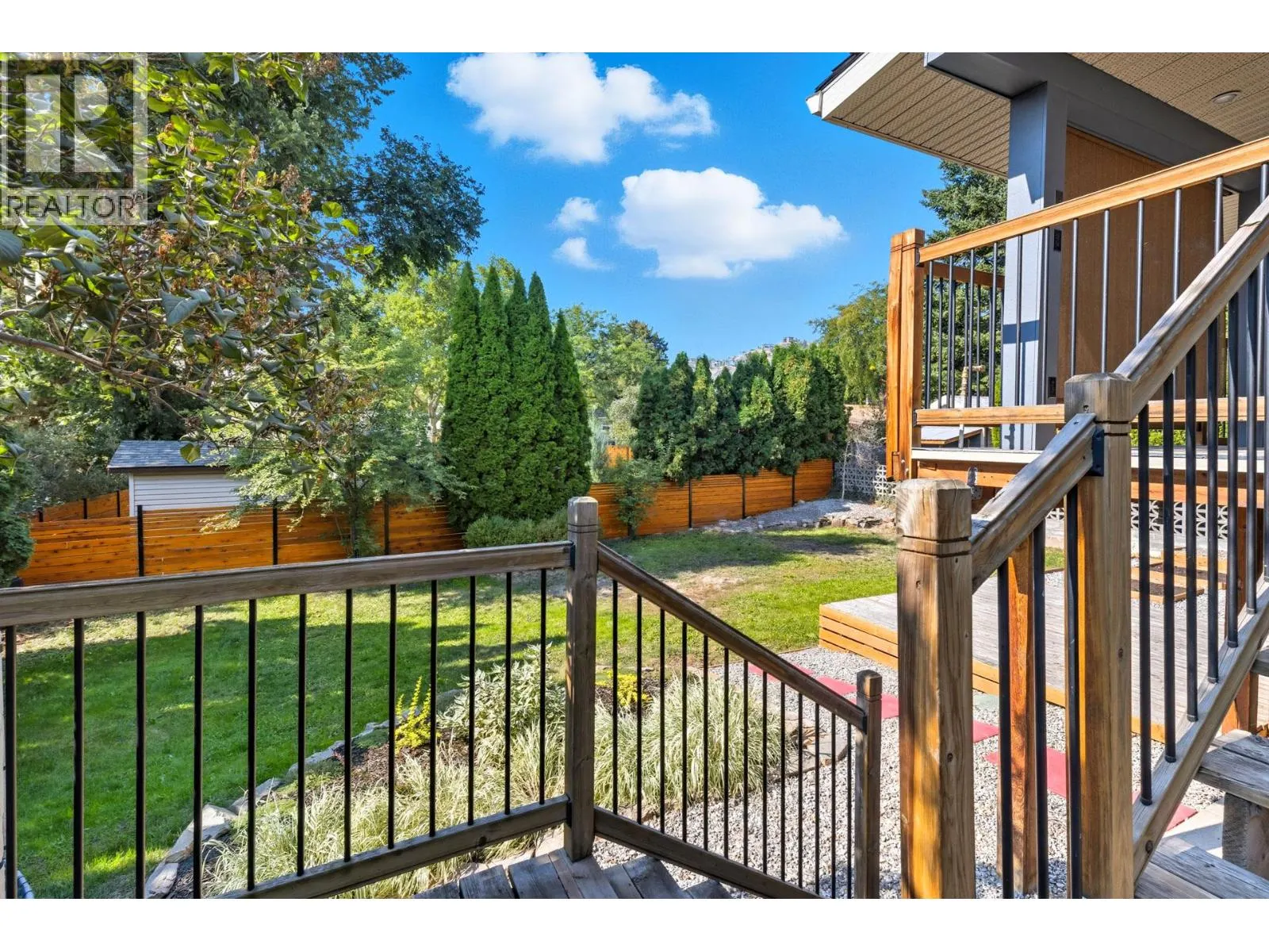 1112 Pinecrest Lane
