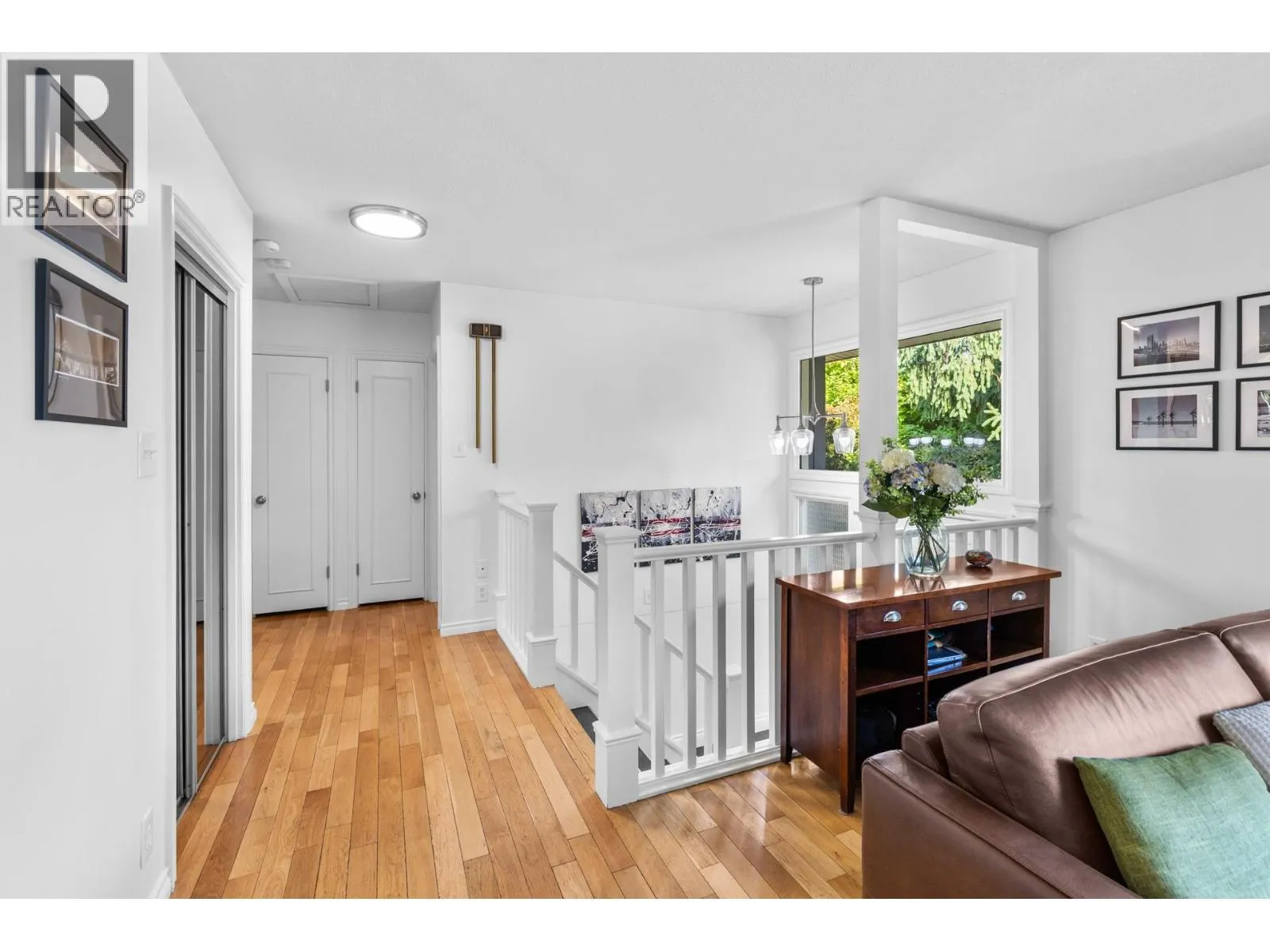 1112 Pinecrest Lane