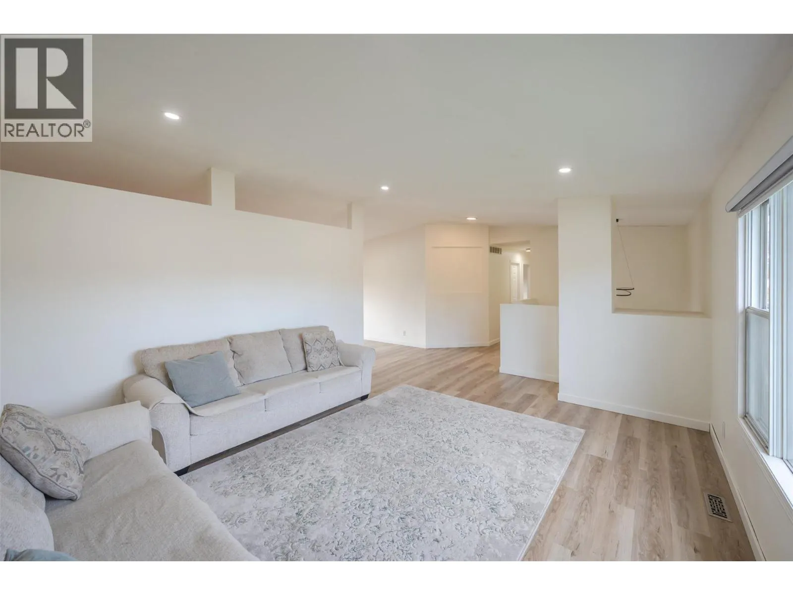 10703 Prairie Valley Road