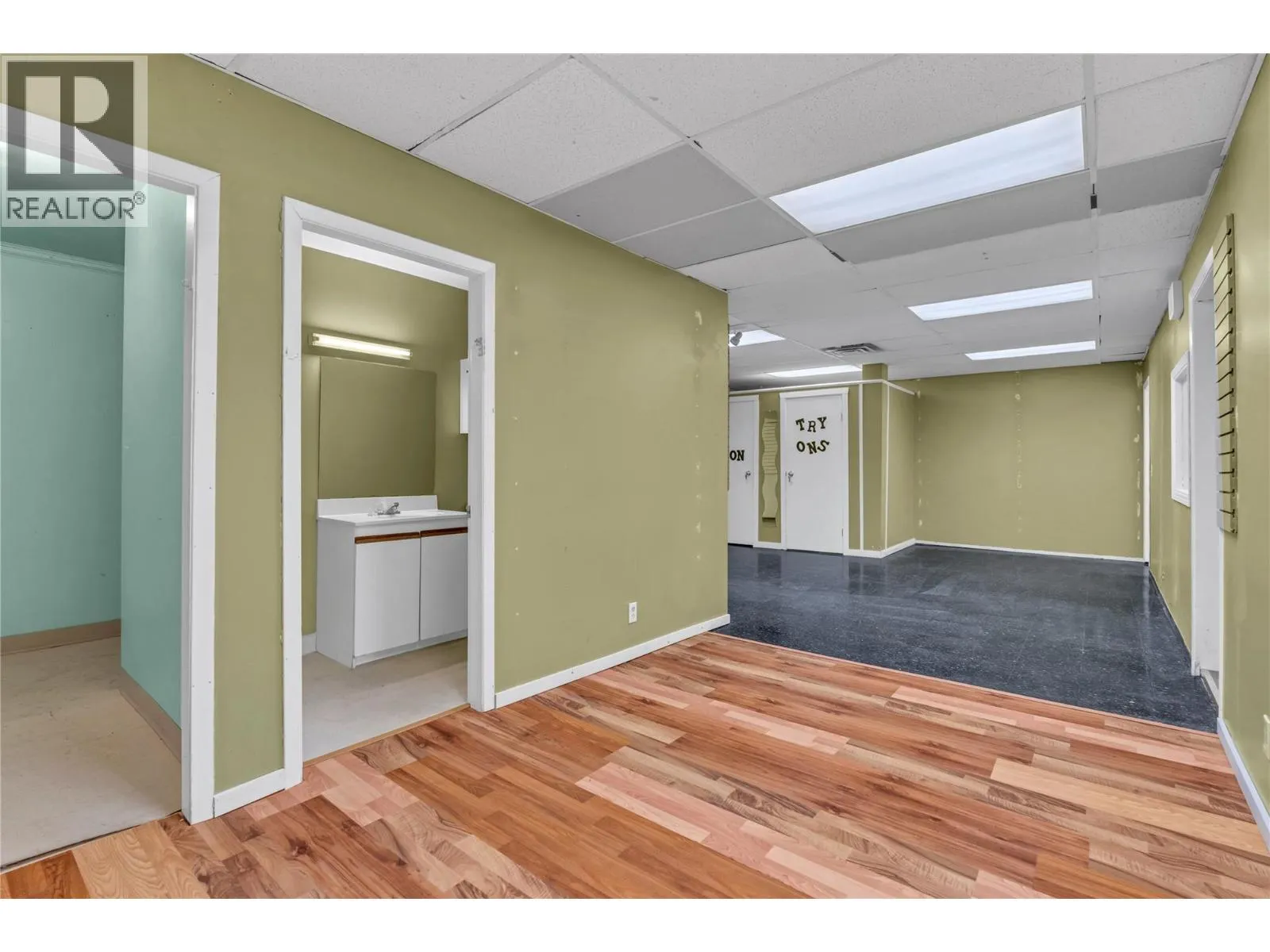 564 Main Street Unit# 120