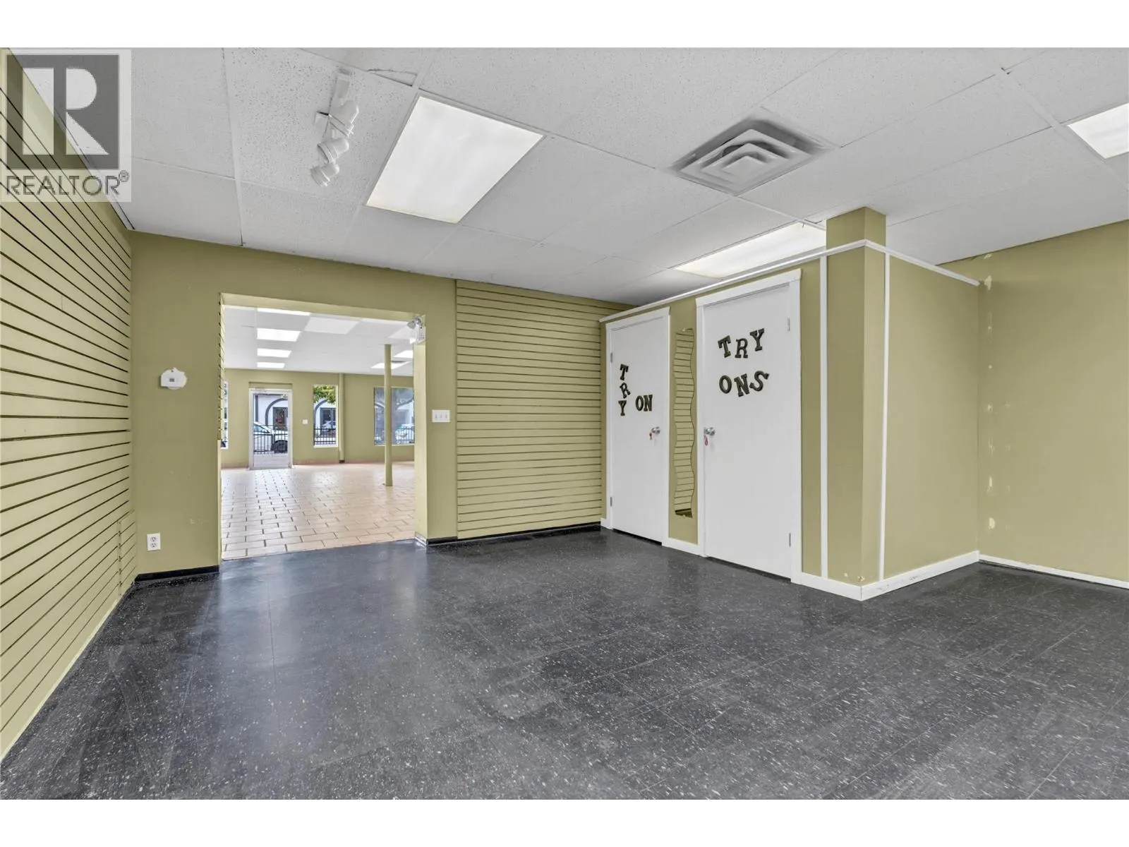 564 Main Street Unit# 120