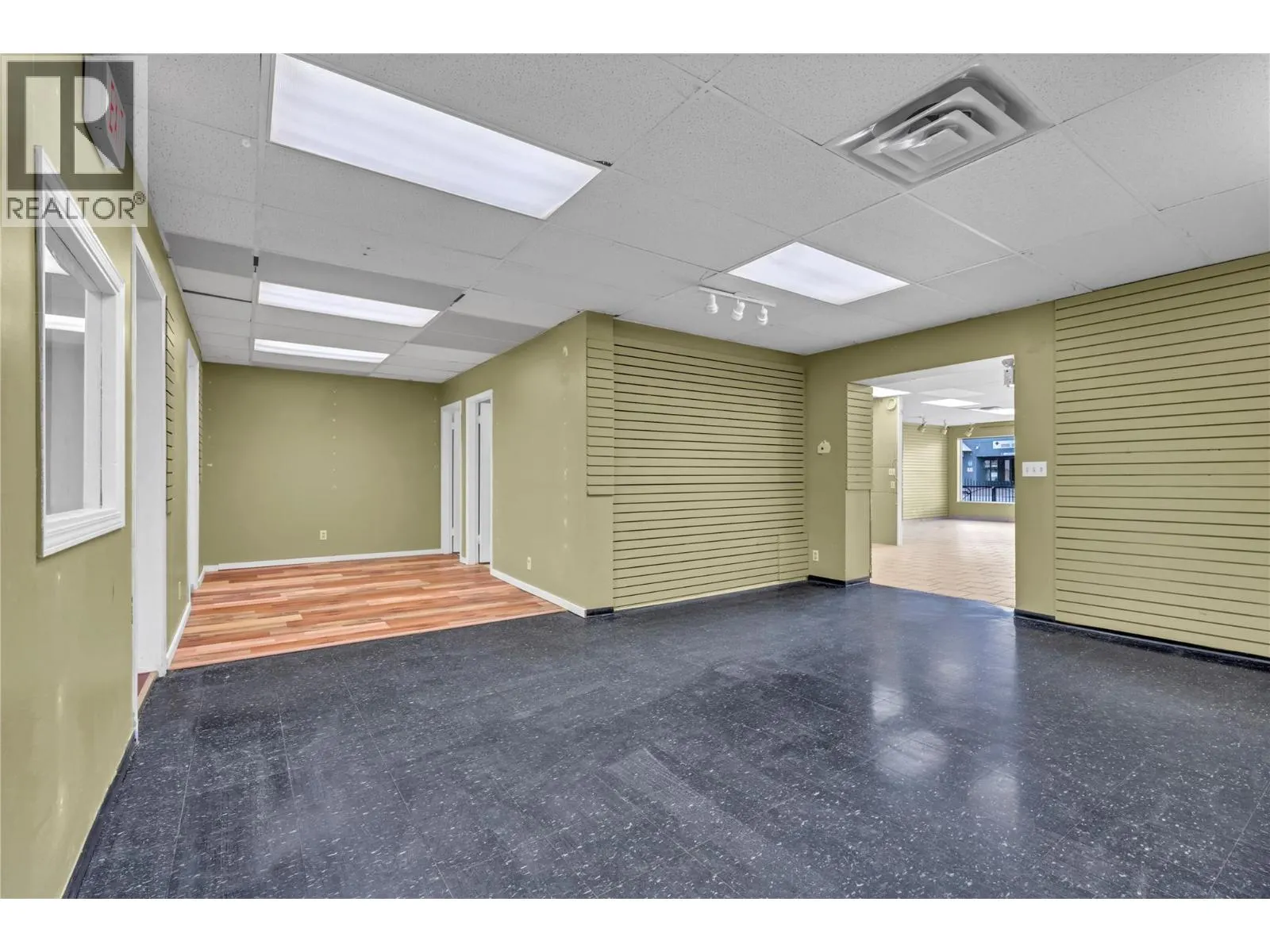 564 Main Street Unit# 120