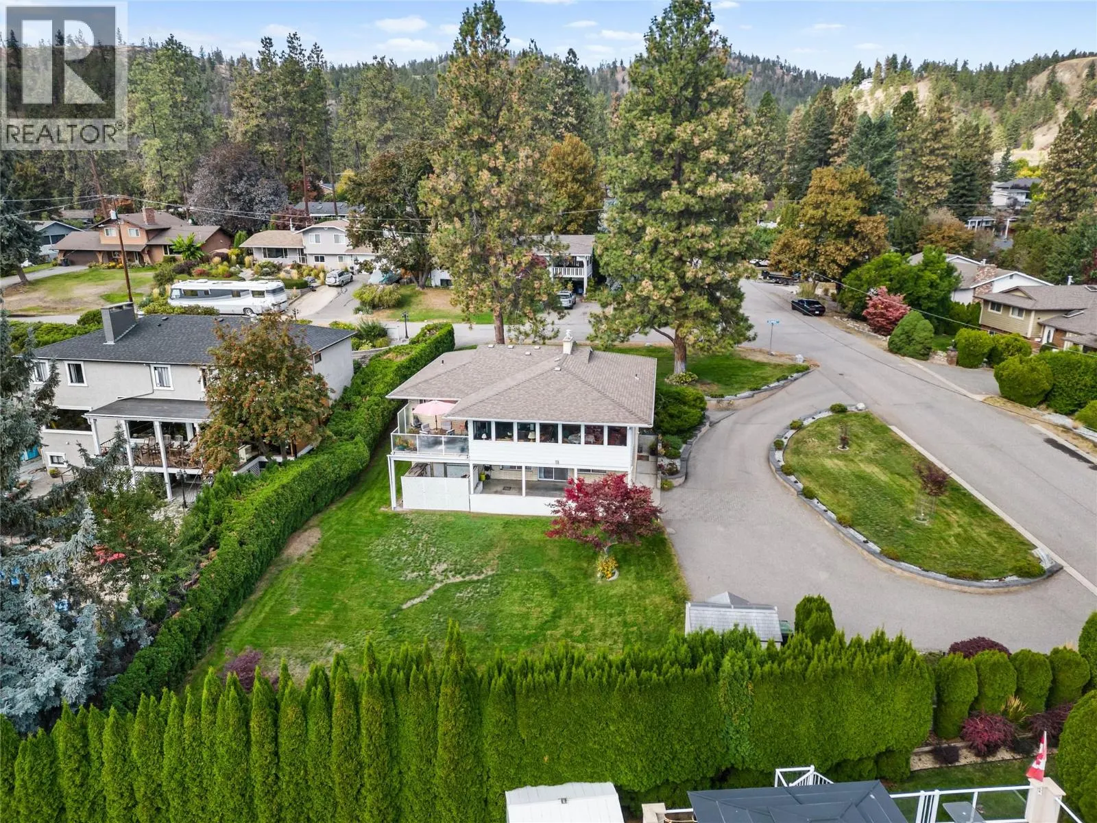 3 Alameda Court