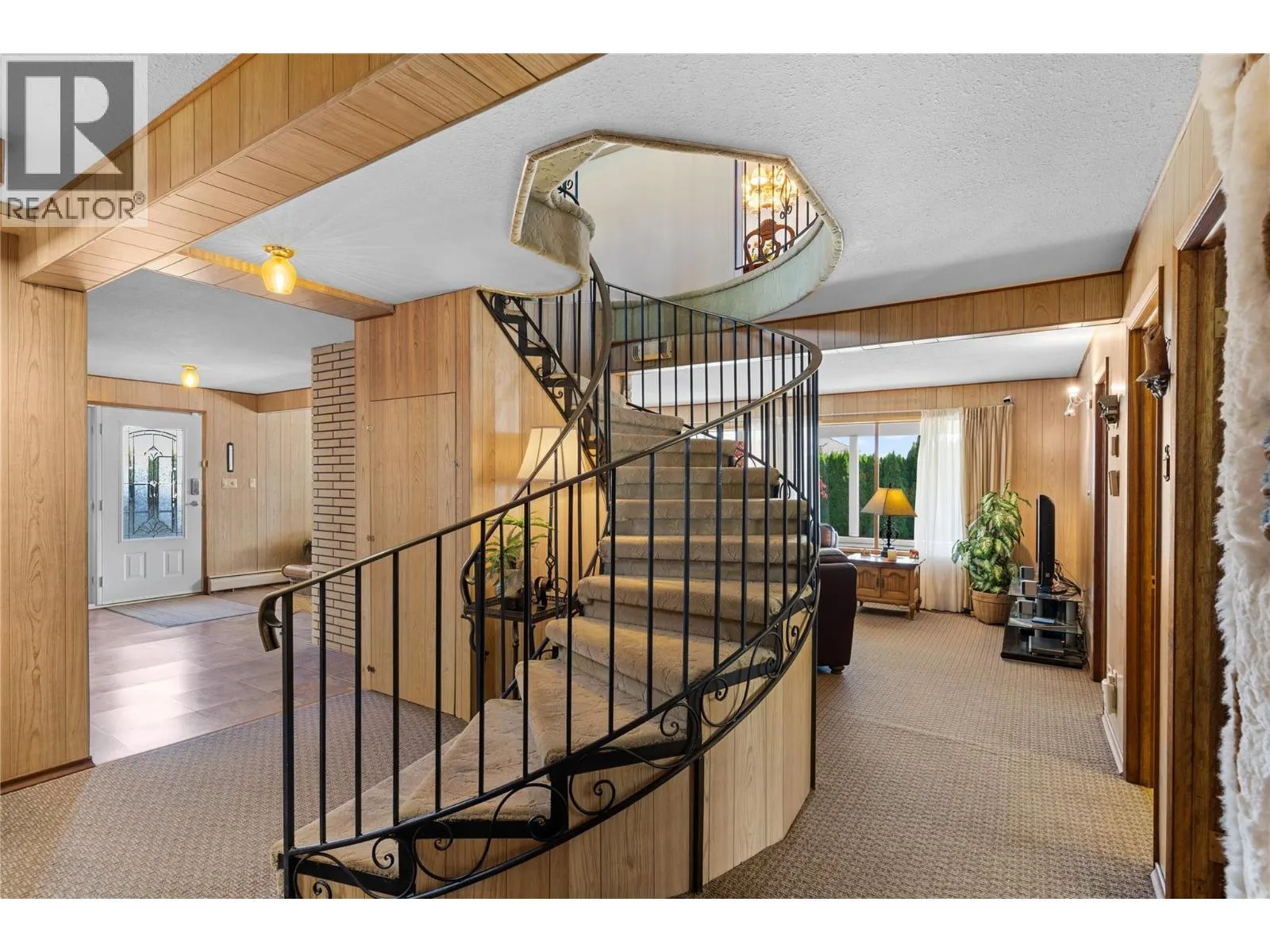 3 Alameda Court