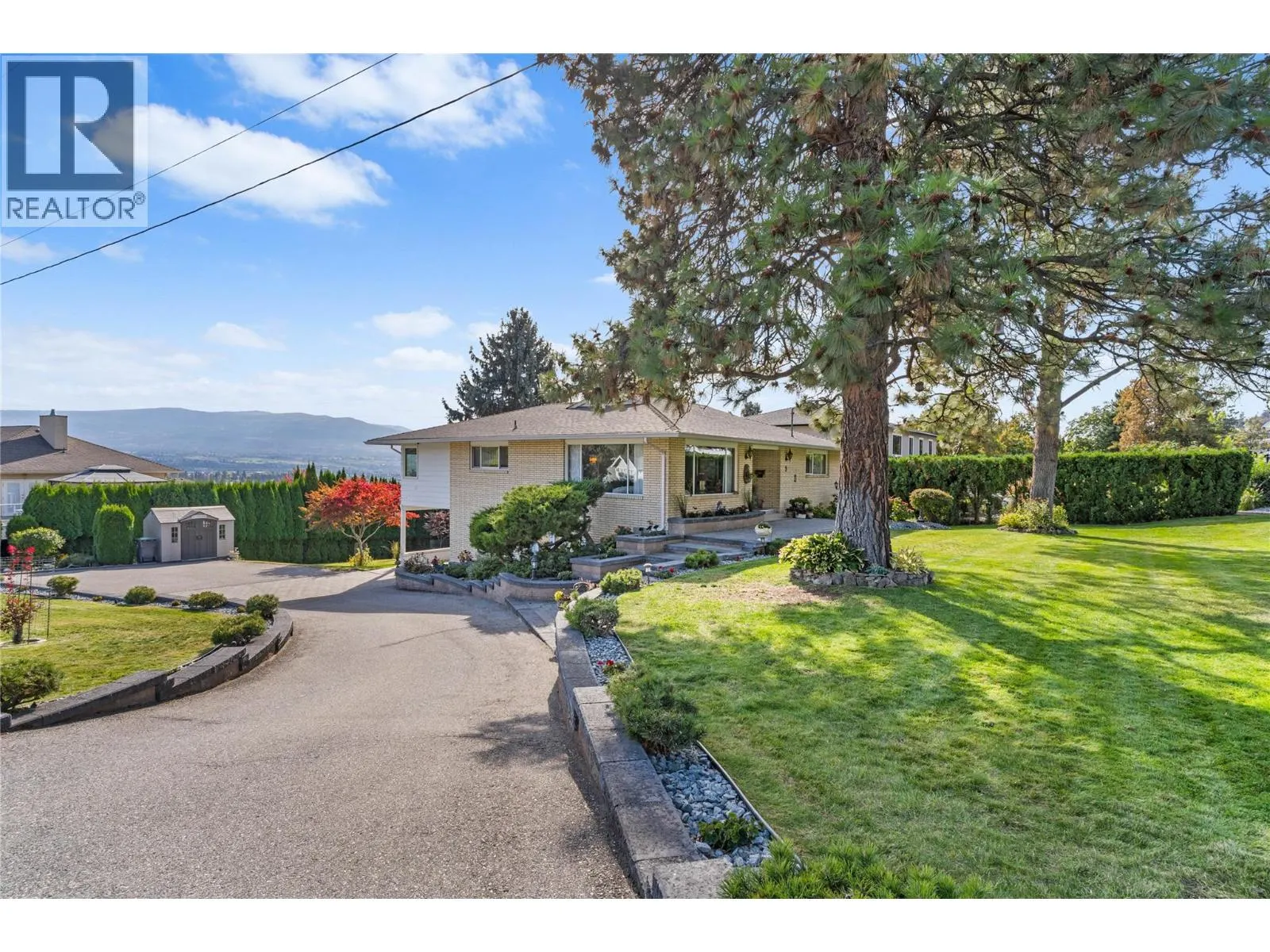 3 Alameda Court