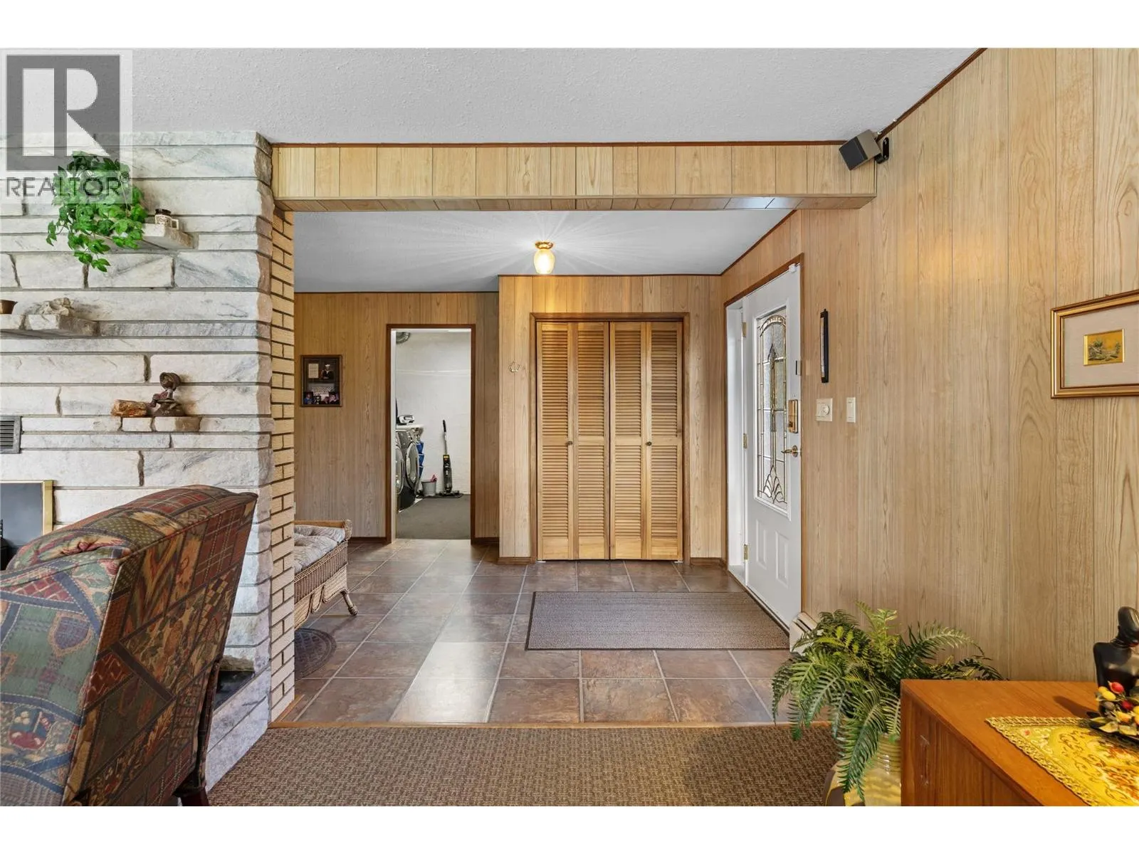 3 Alameda Court
