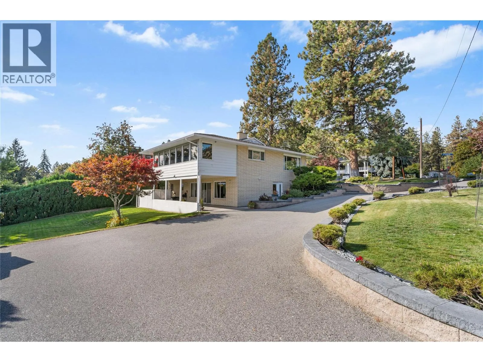 3 Alameda Court
