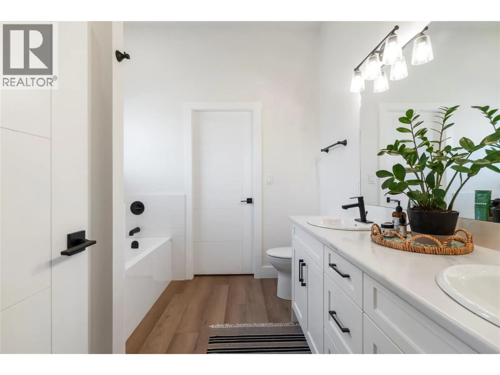 231 20 Street Unit# 14