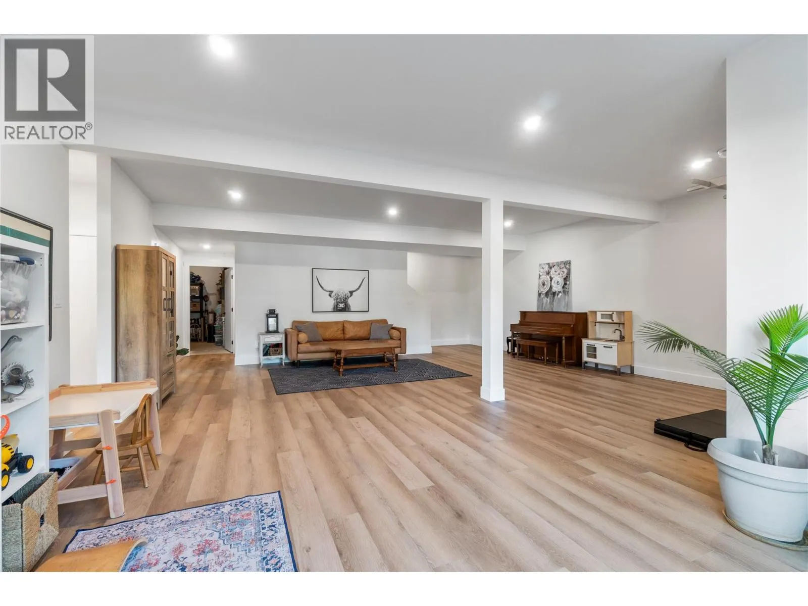 231 20 Street Unit# 14