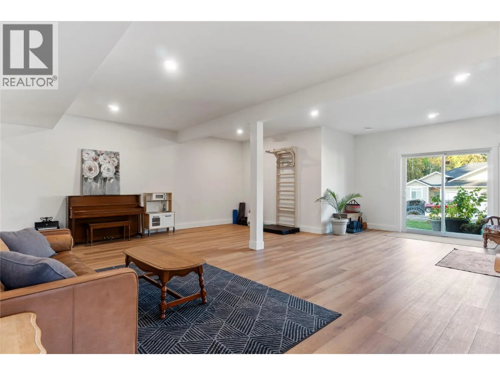 231 20 Street Unit# 14