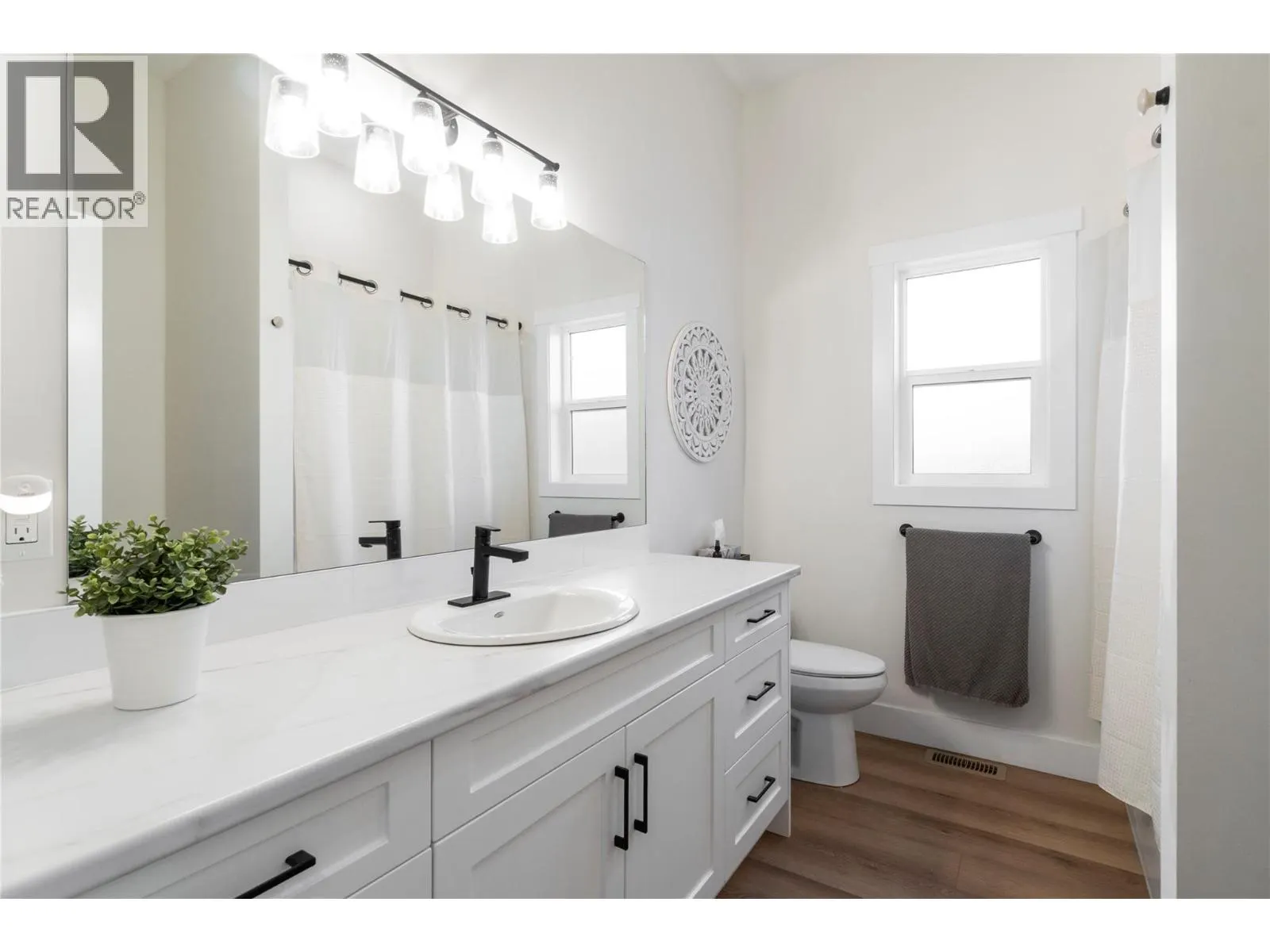 231 20 Street Unit# 14