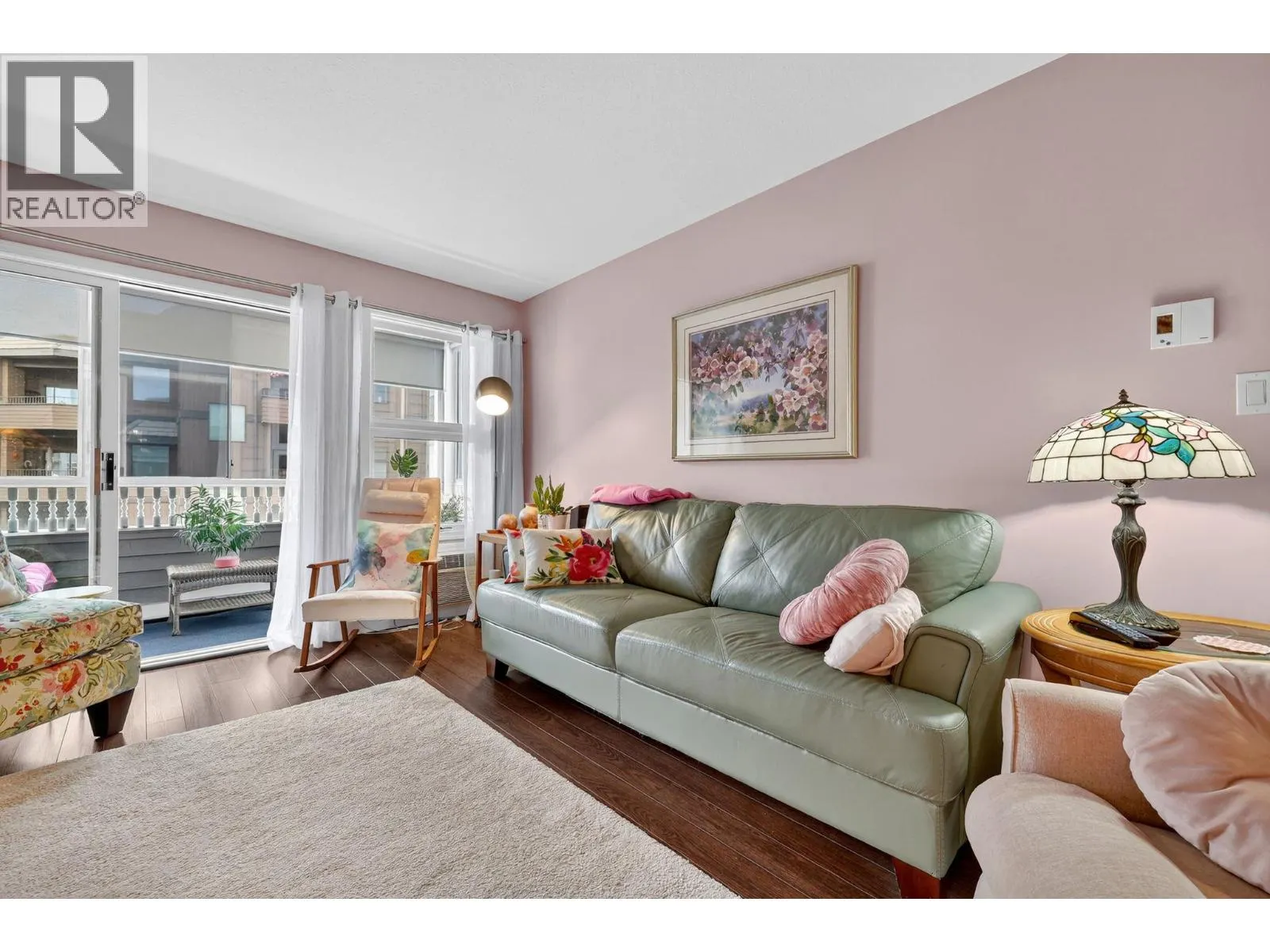 575 Sutherland Avenue Unit# 207