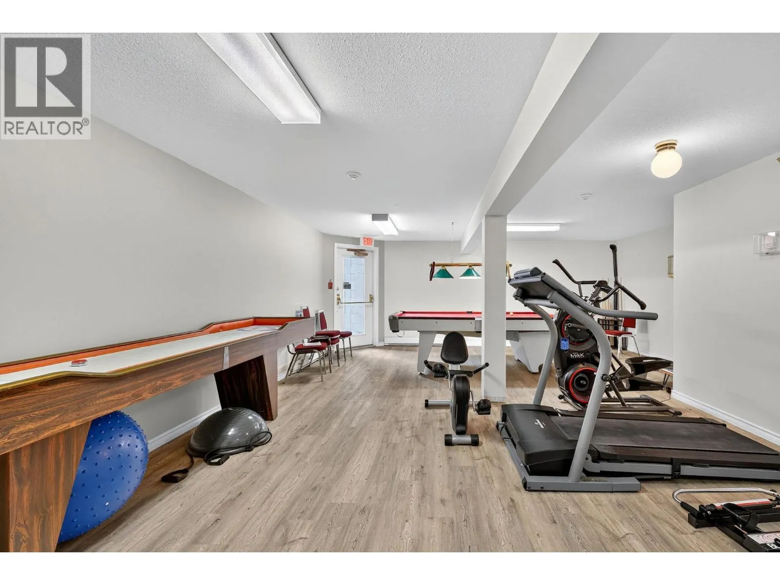 575 Sutherland Avenue Unit# 207