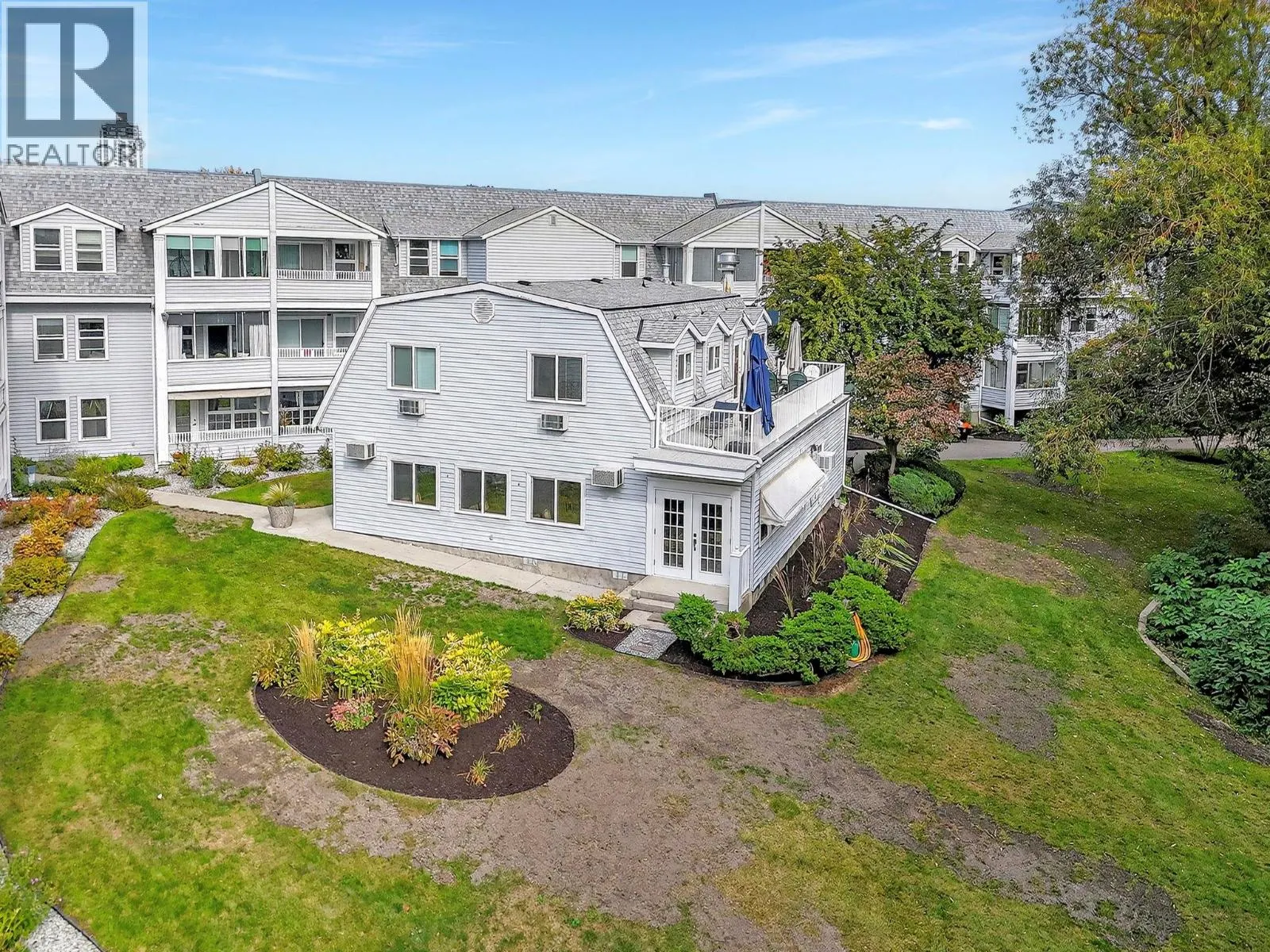 575 Sutherland Avenue Unit# 207