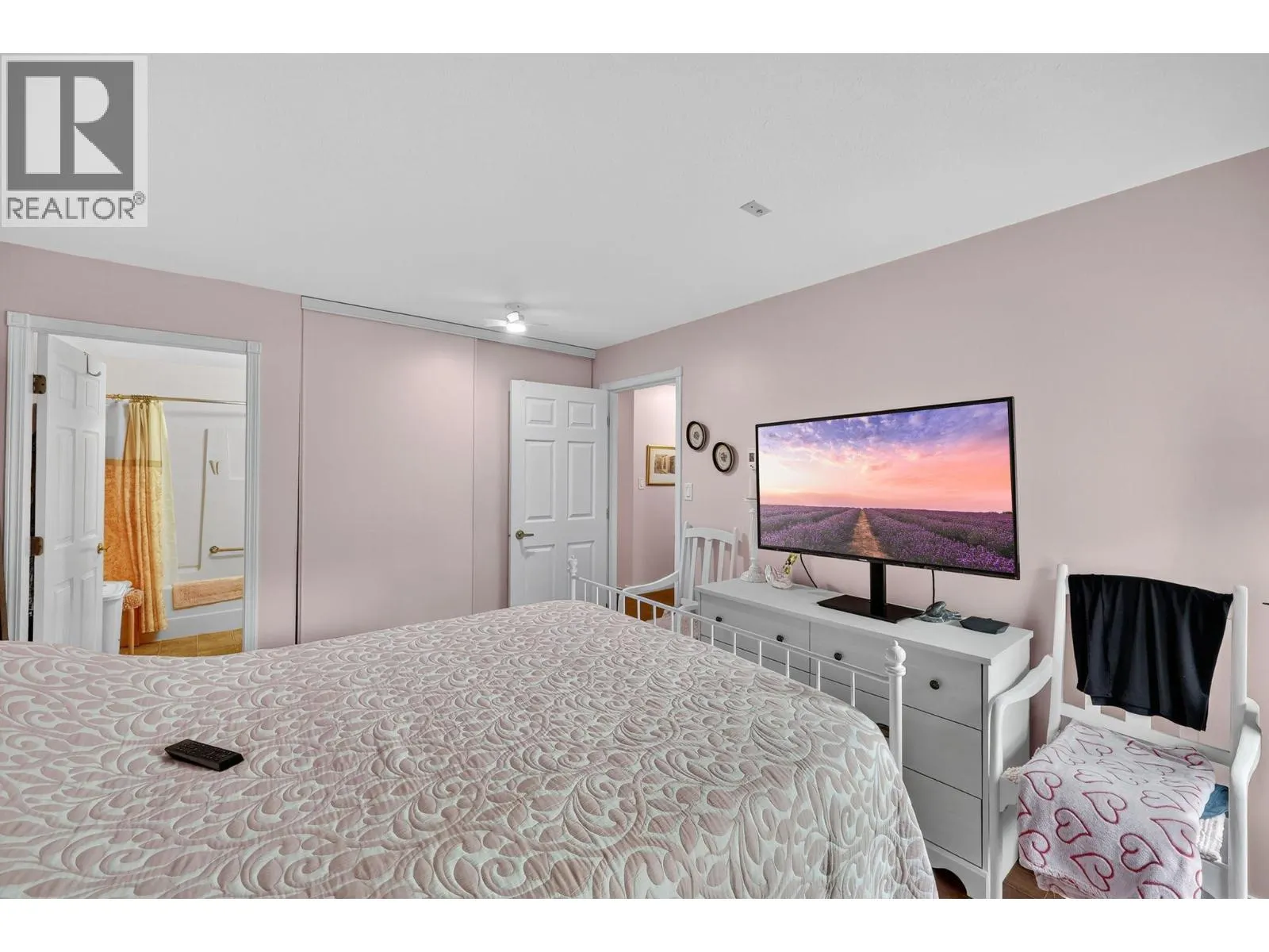 575 Sutherland Avenue Unit# 207