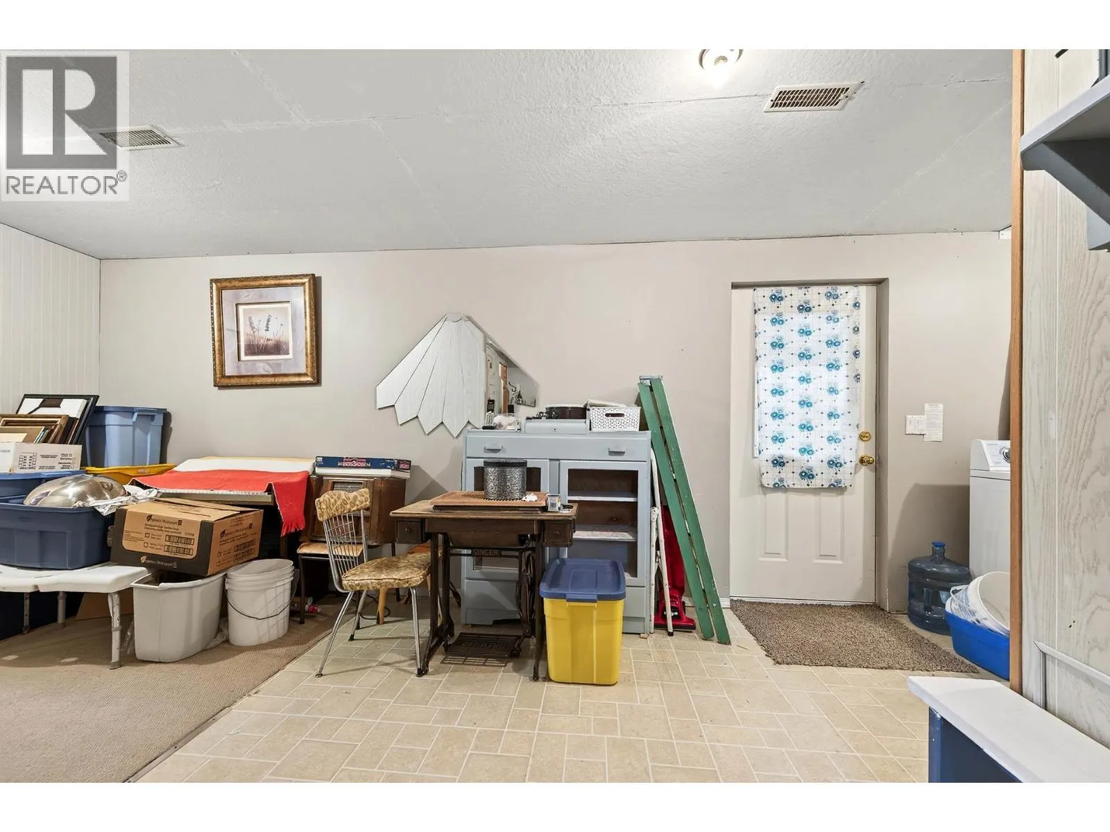2271 Park Drive