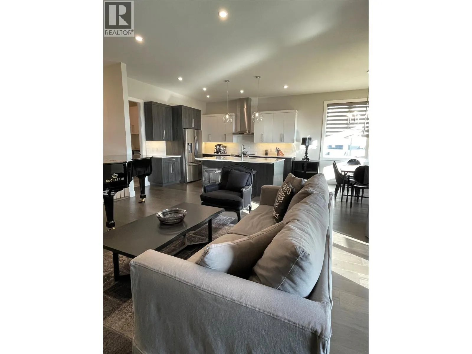 1049 Loseth Drive
