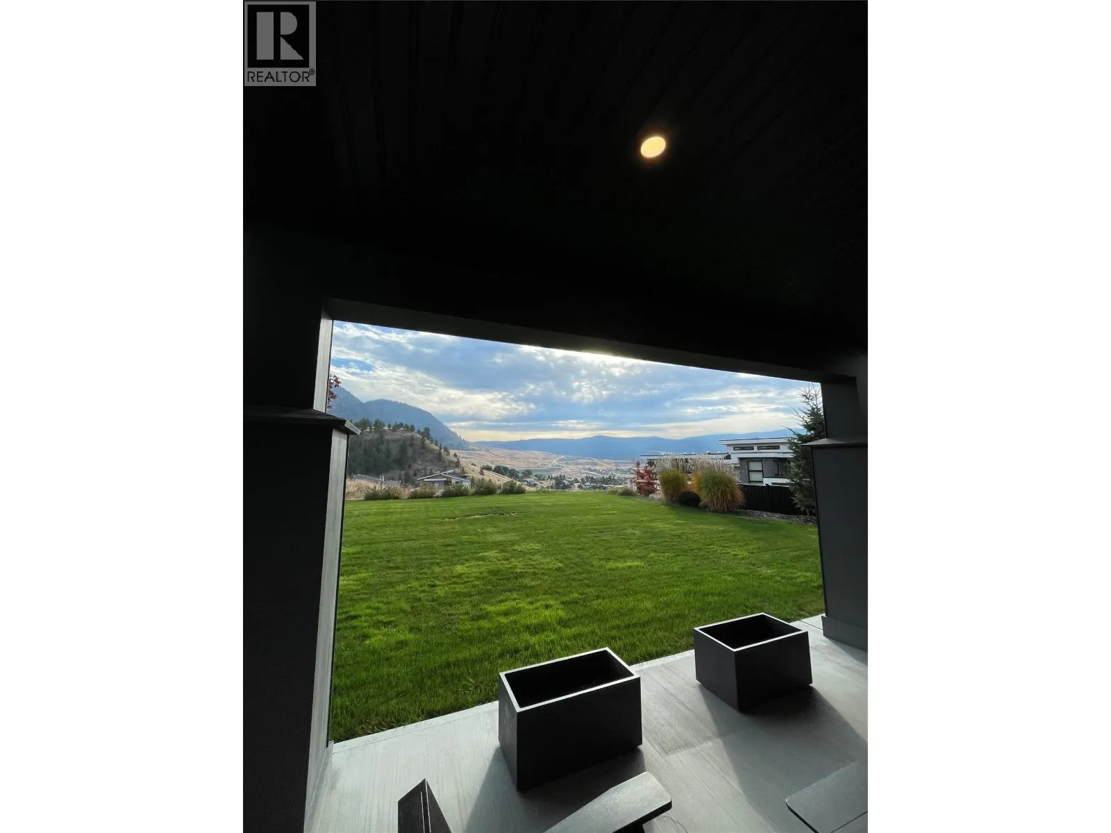 1049 Loseth Drive