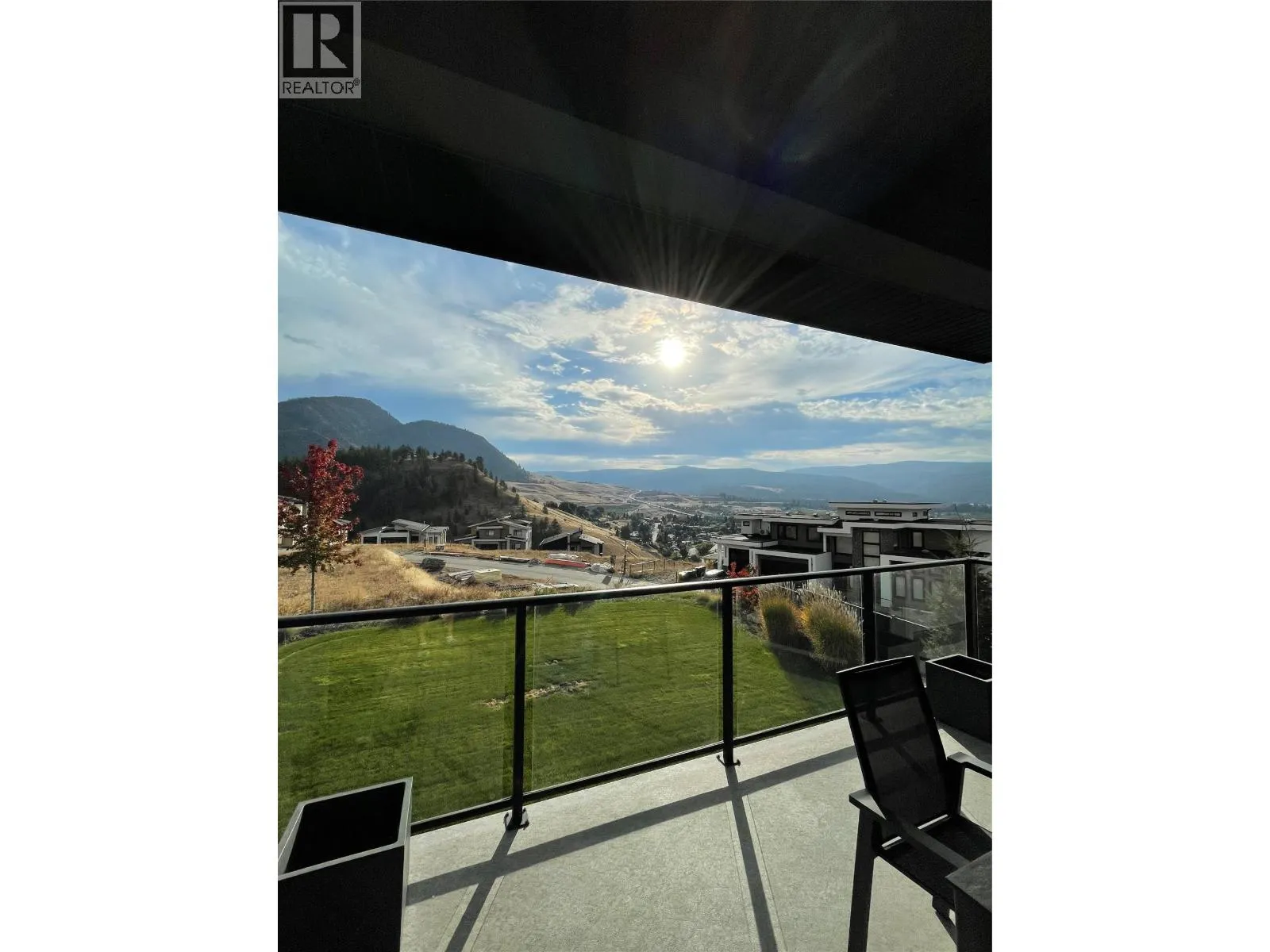 1049 Loseth Drive
