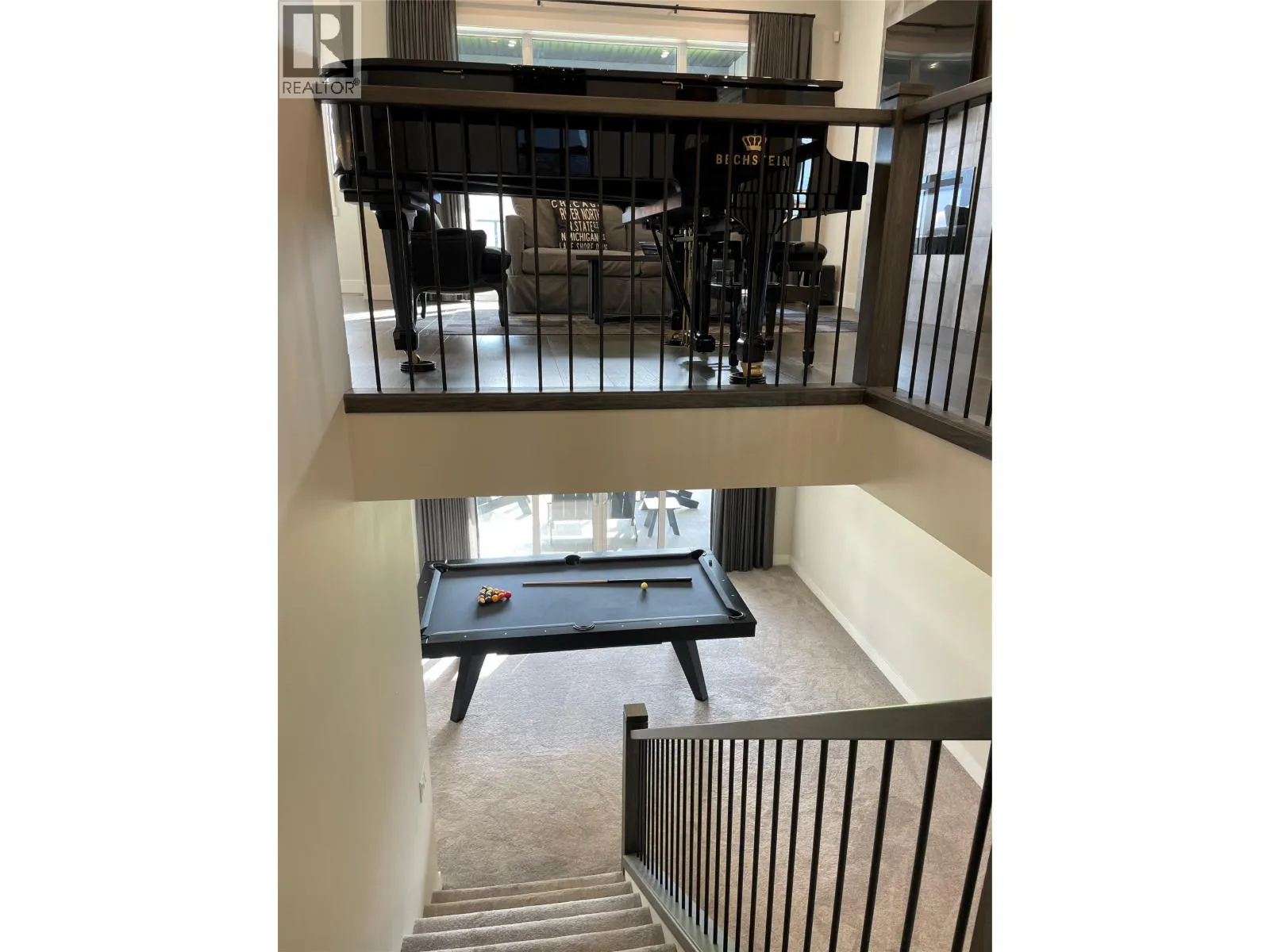 1049 Loseth Drive