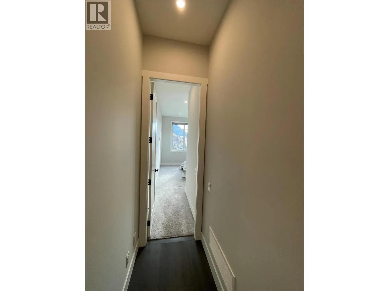 1049 Loseth Drive