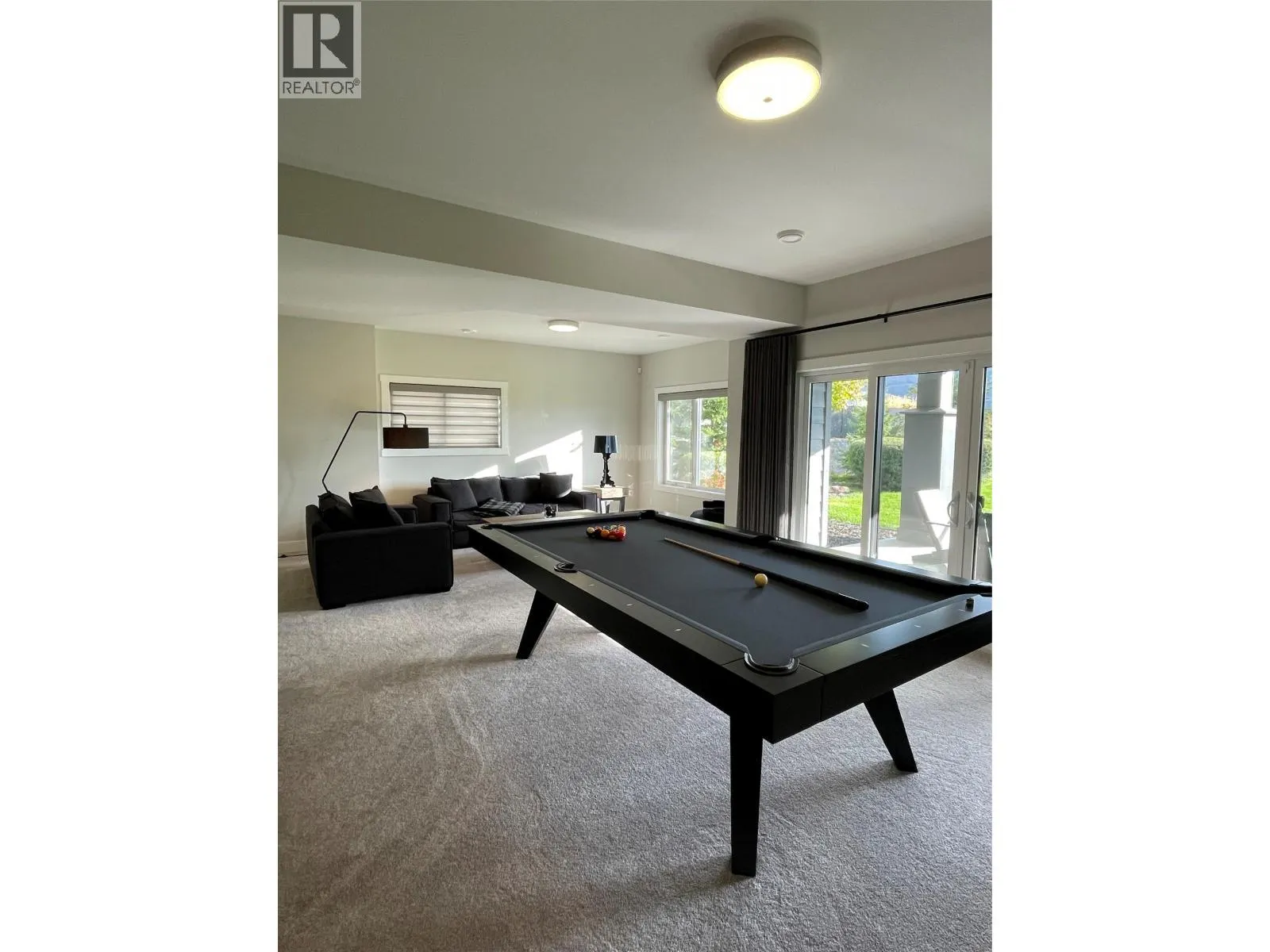 1049 Loseth Drive