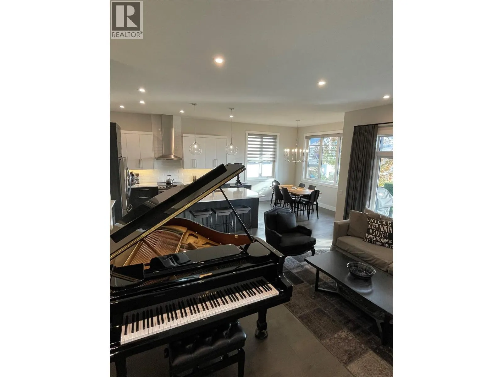 1049 Loseth Drive