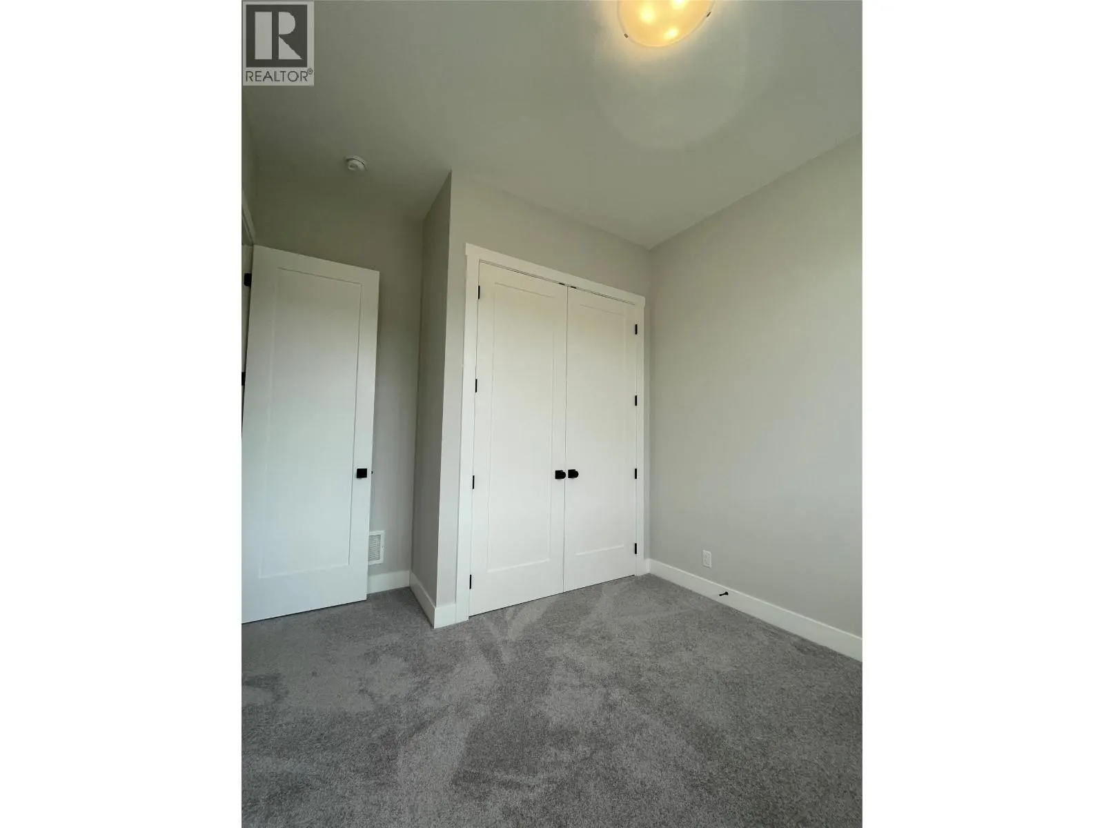 1049 Loseth Drive