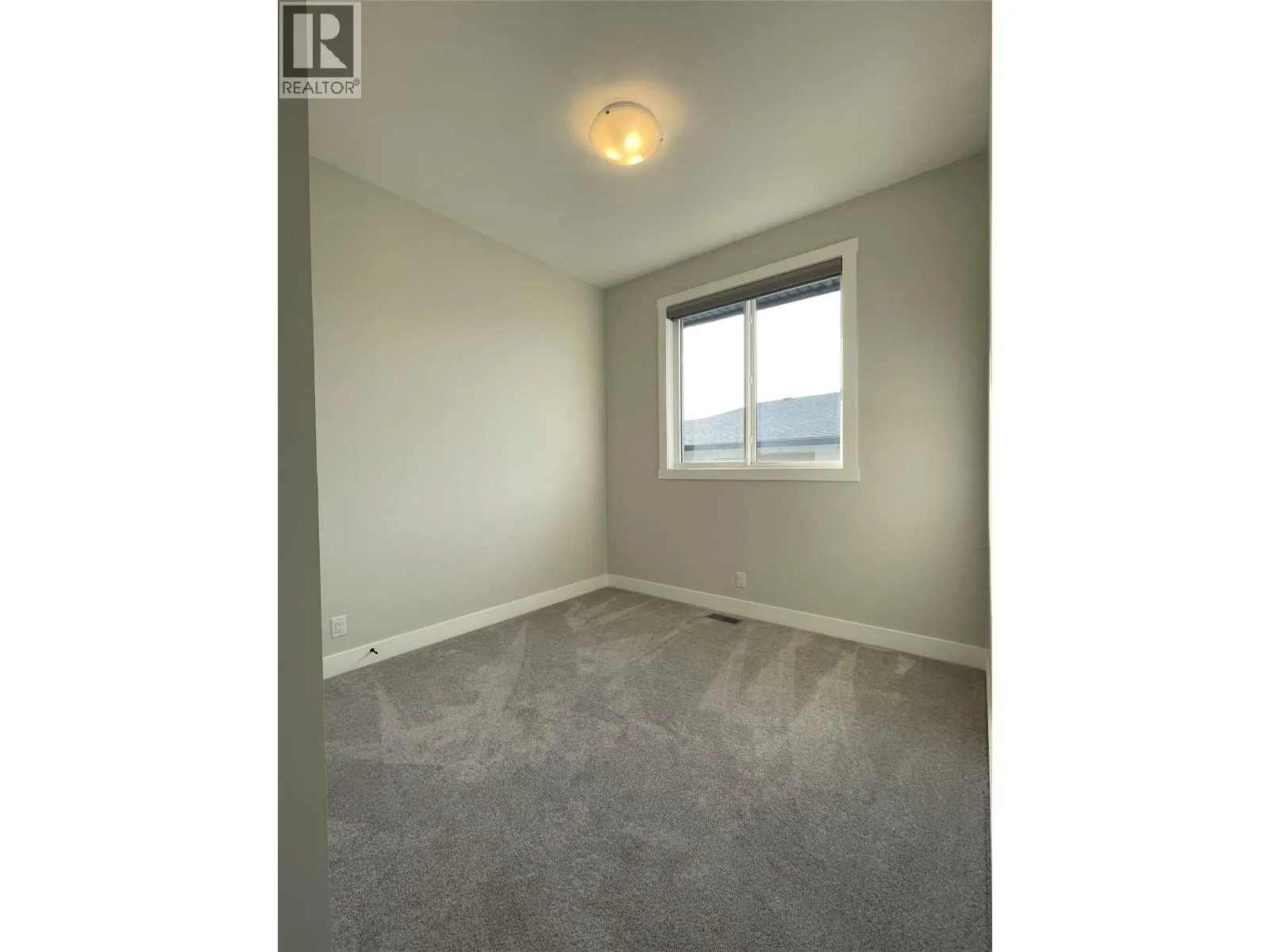 1049 Loseth Drive