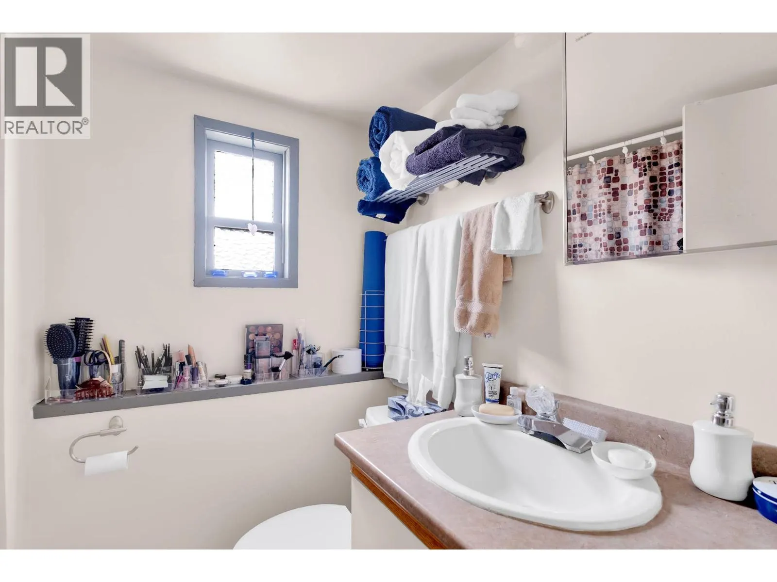 5028 Elliott Avenue Lot# 5