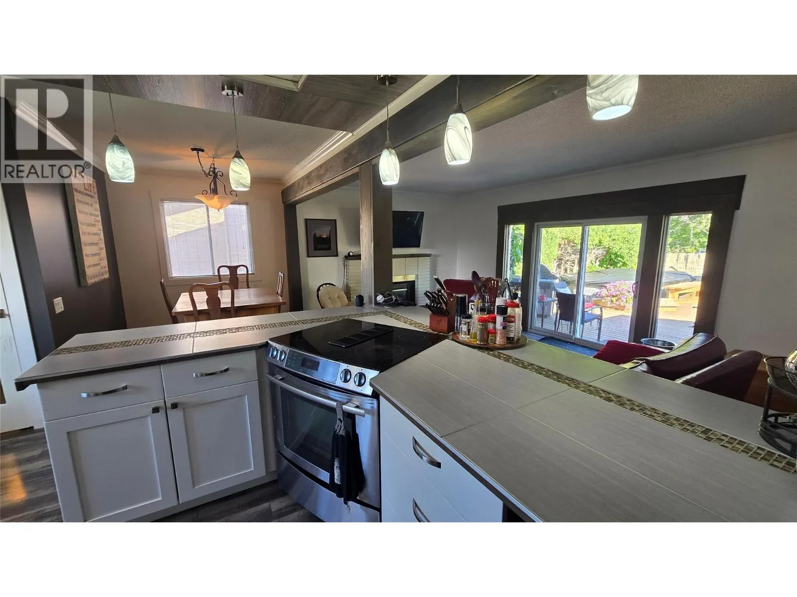 1151 SCHUBERT Drive