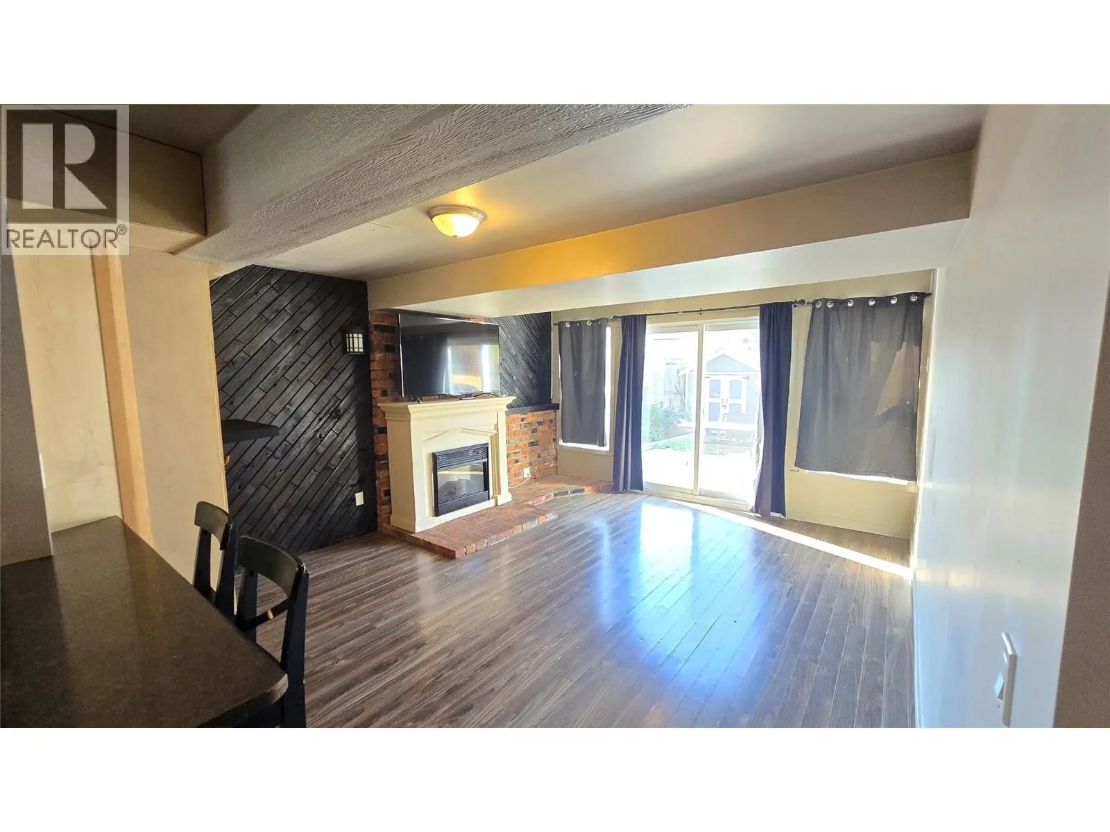 1151 SCHUBERT Drive