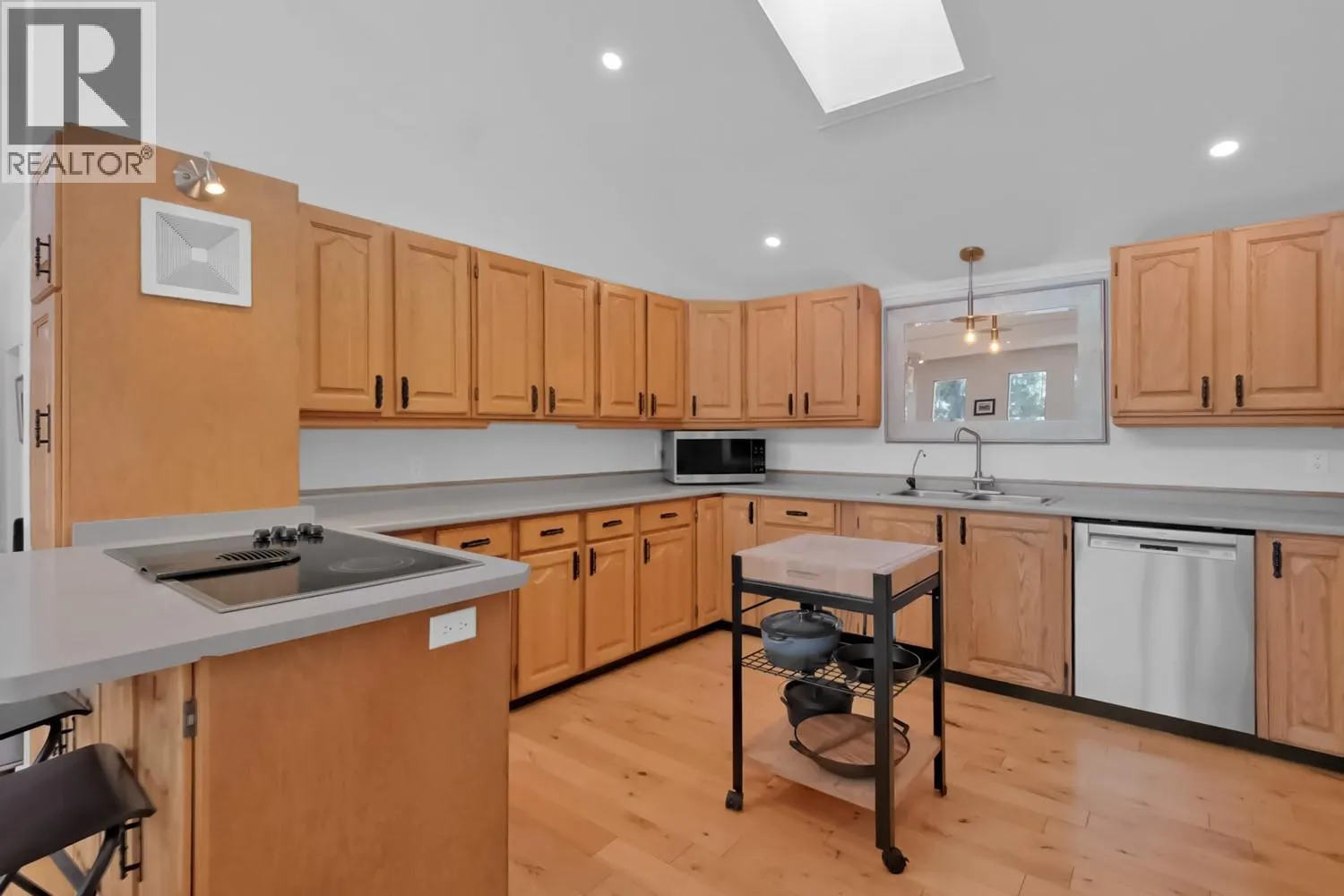 5290 Trepanier Bench Road