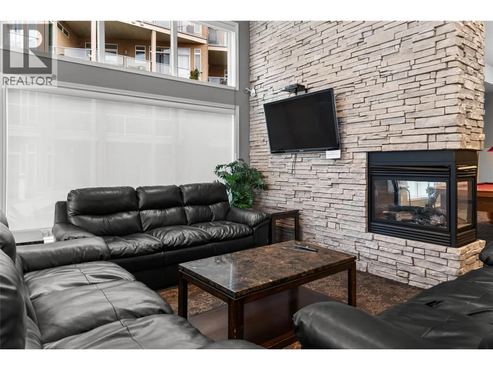 1088 Sunset Drive Unit# 440