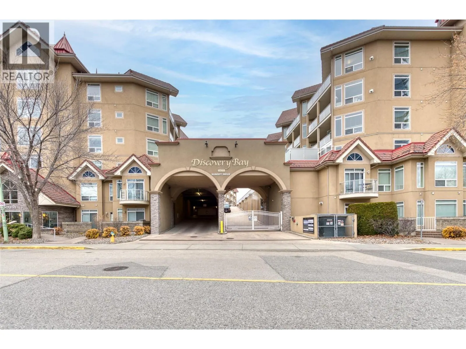 1088 Sunset Drive Unit# 440
