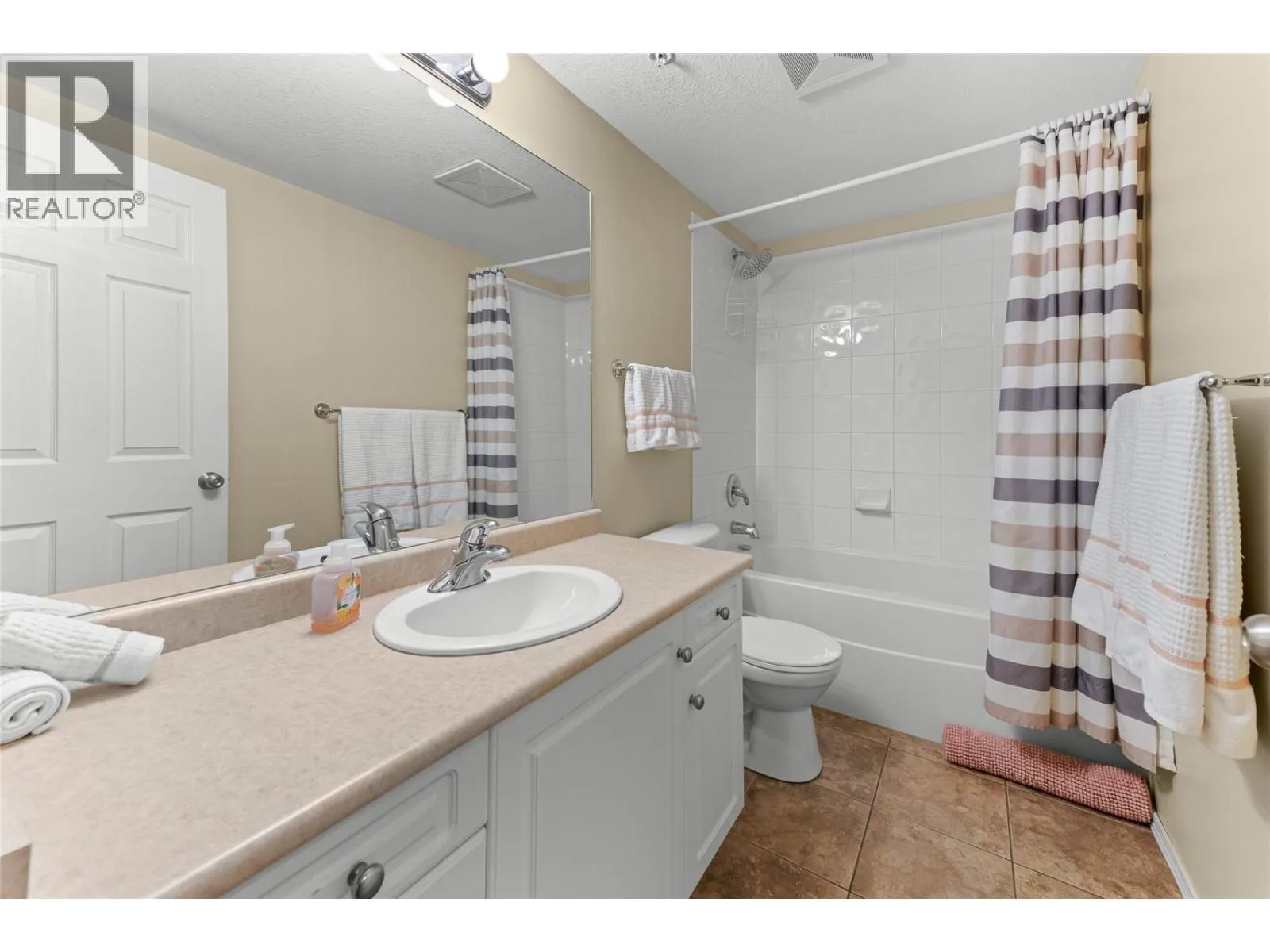 1088 Sunset Drive Unit# 440