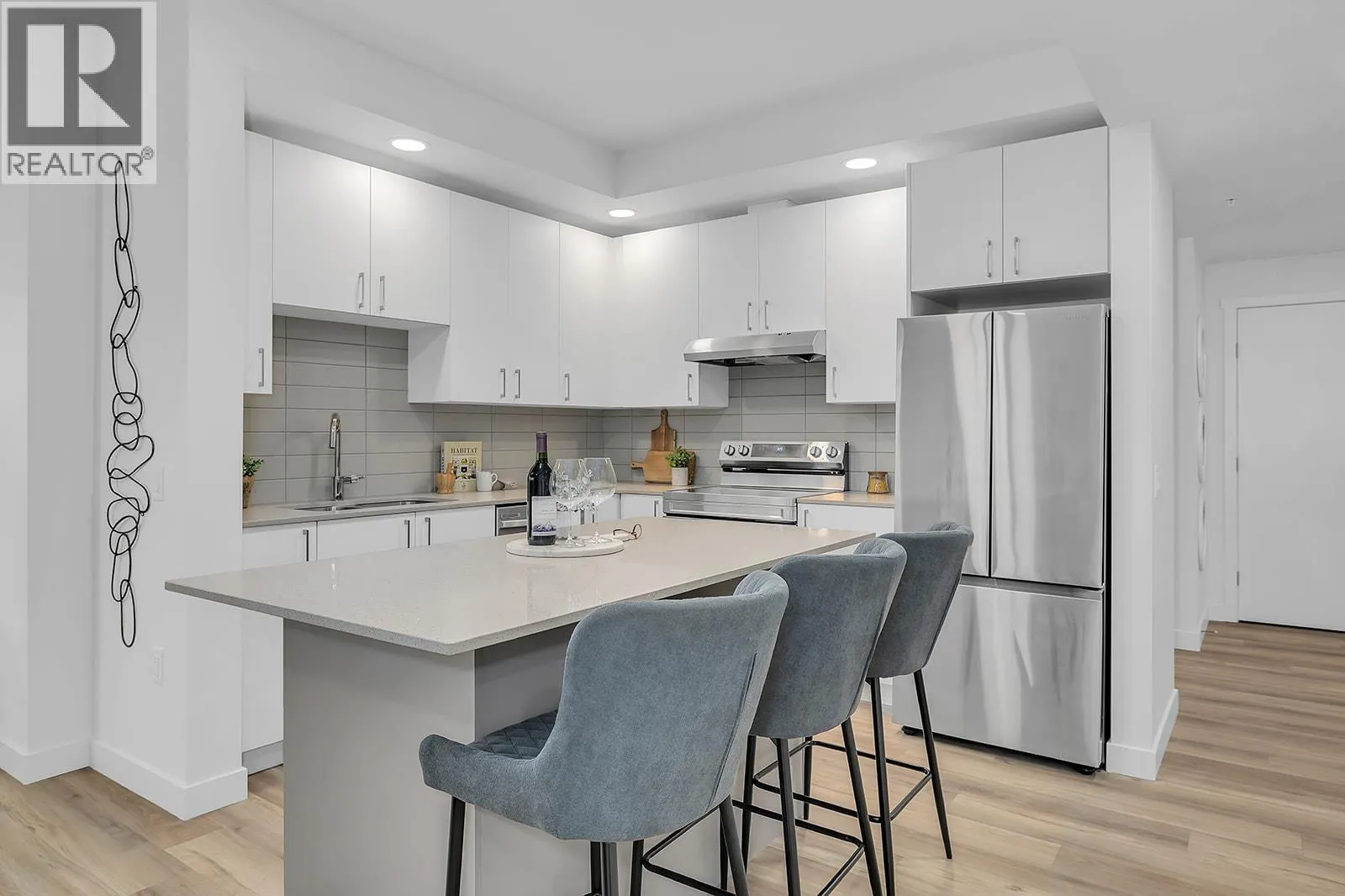 1111 Frost Road Unit# 401