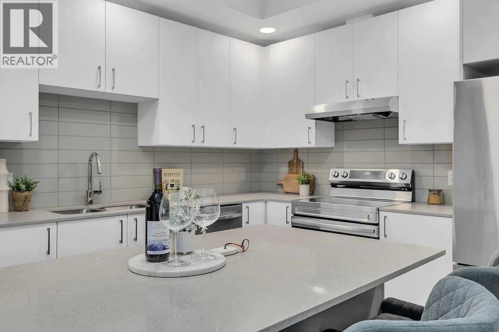 1111 Frost Road Unit# 401