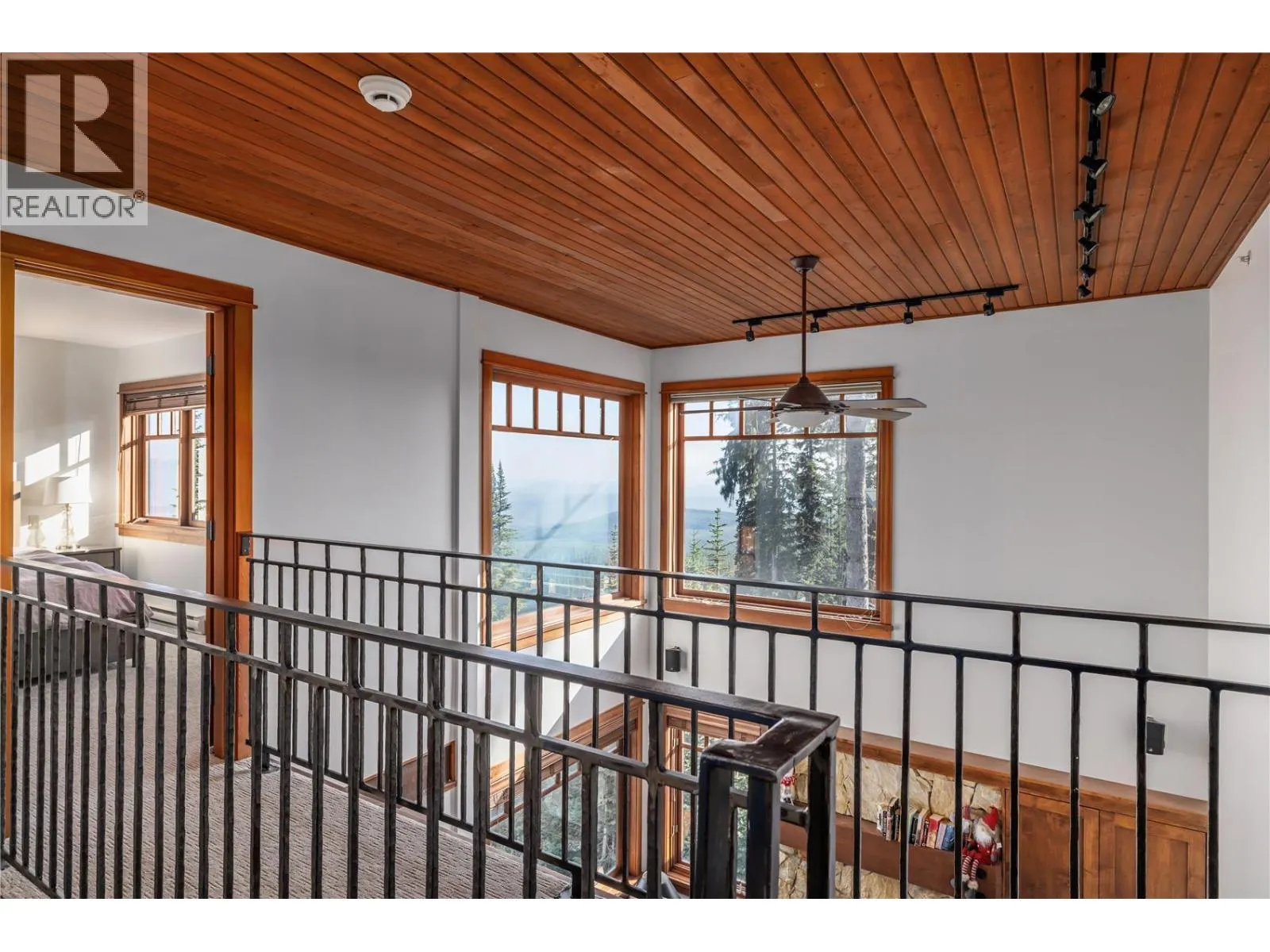 372 Rockridge Road