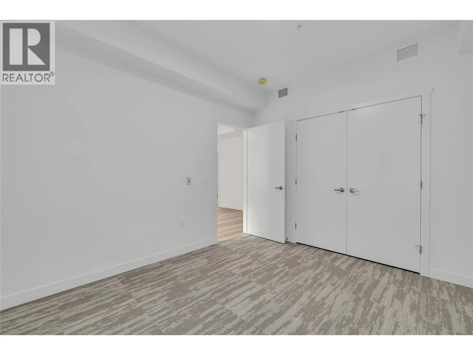 1057 Frost Road Unit# 118