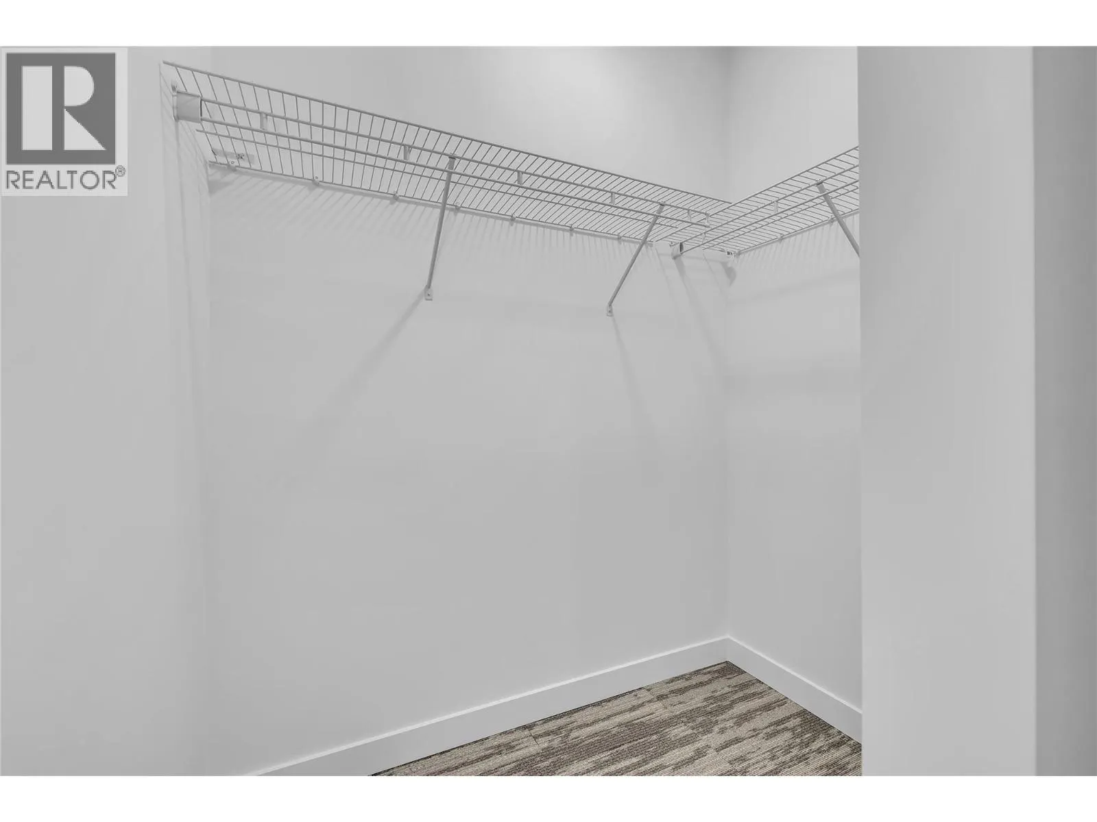 1057 Frost Road Unit# 118