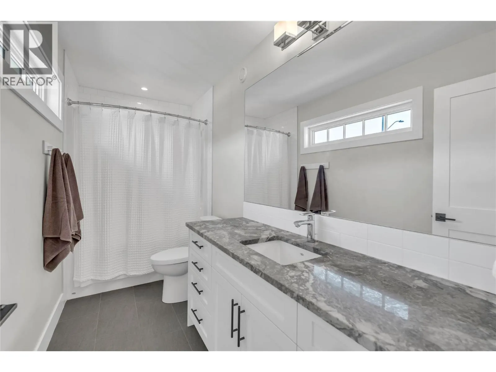 119 Cambie Street