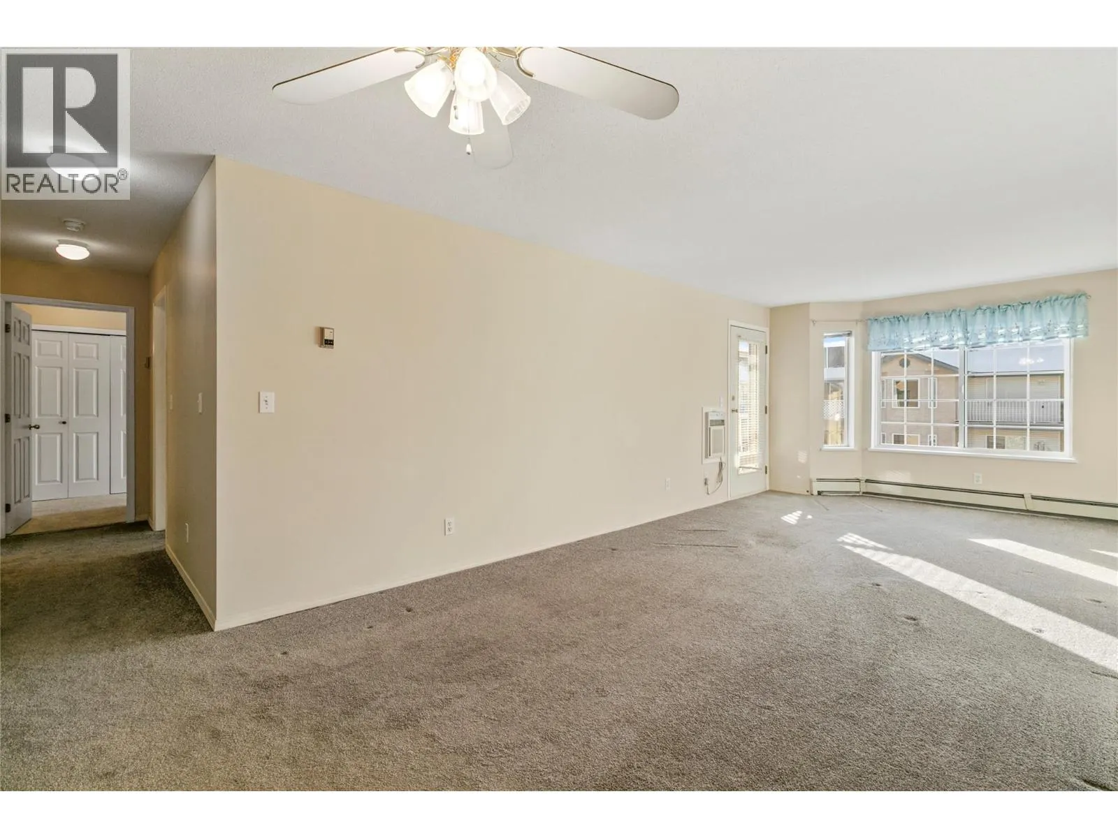 251 6 Street SE Unit# 308