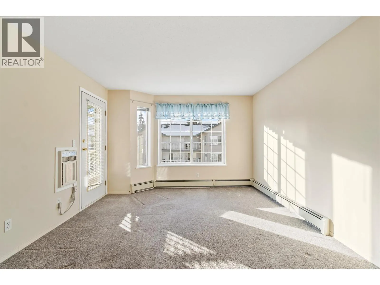 251 6 Street SE Unit# 308